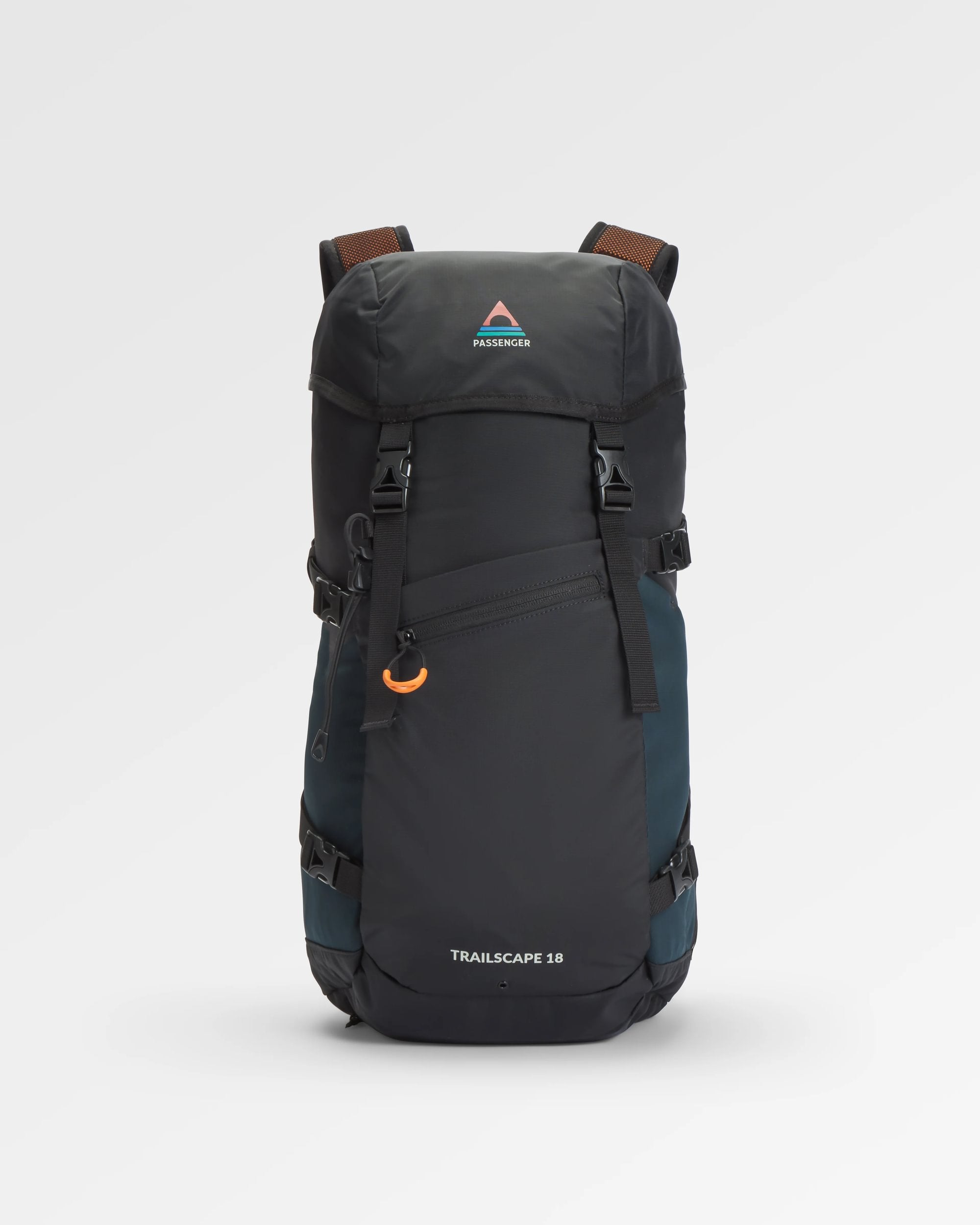Trailscape 18L Backpack - Black - Flatlay