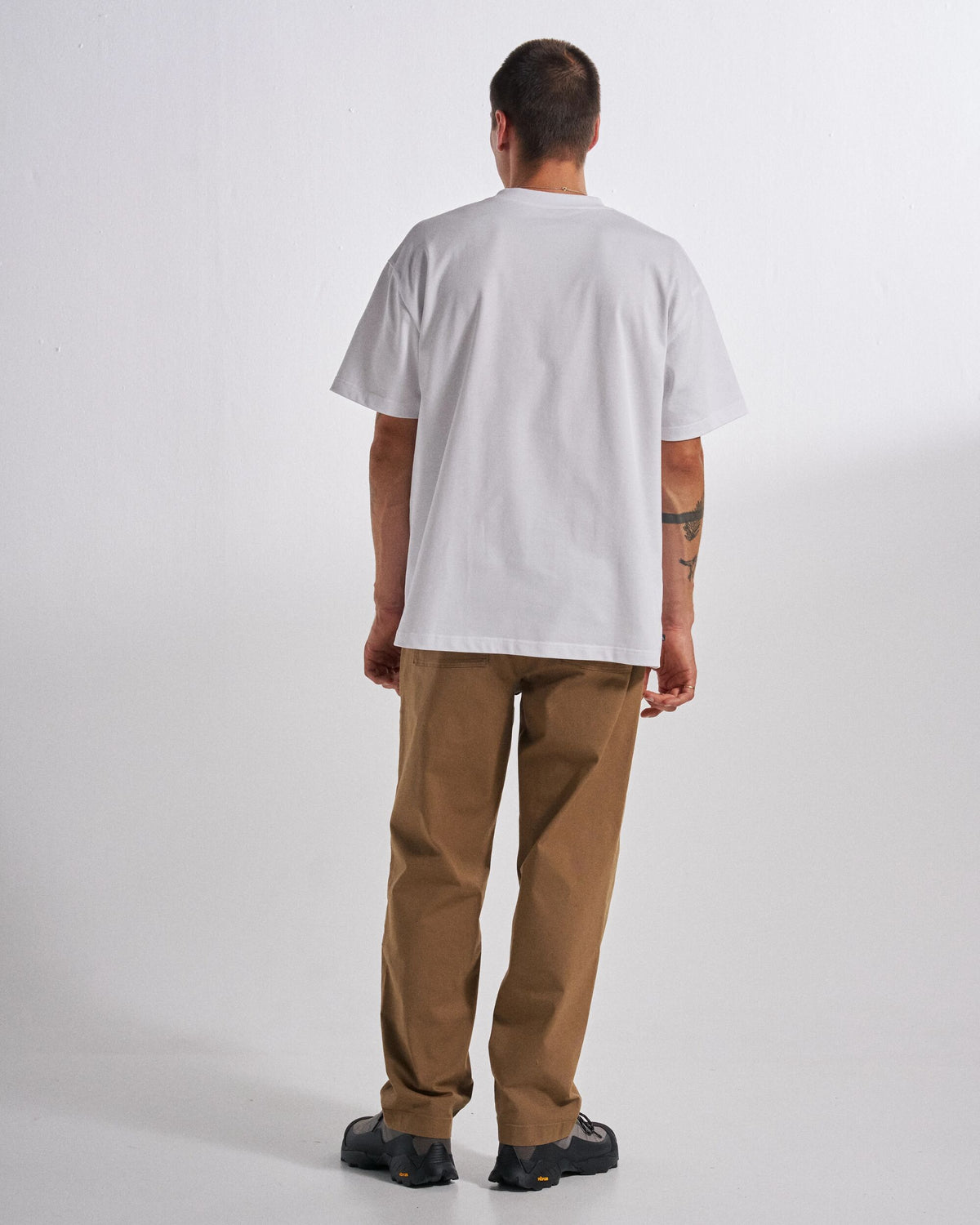 Kimmer Ripstop Cotton Trouser - Caramel Brown - Studio Model