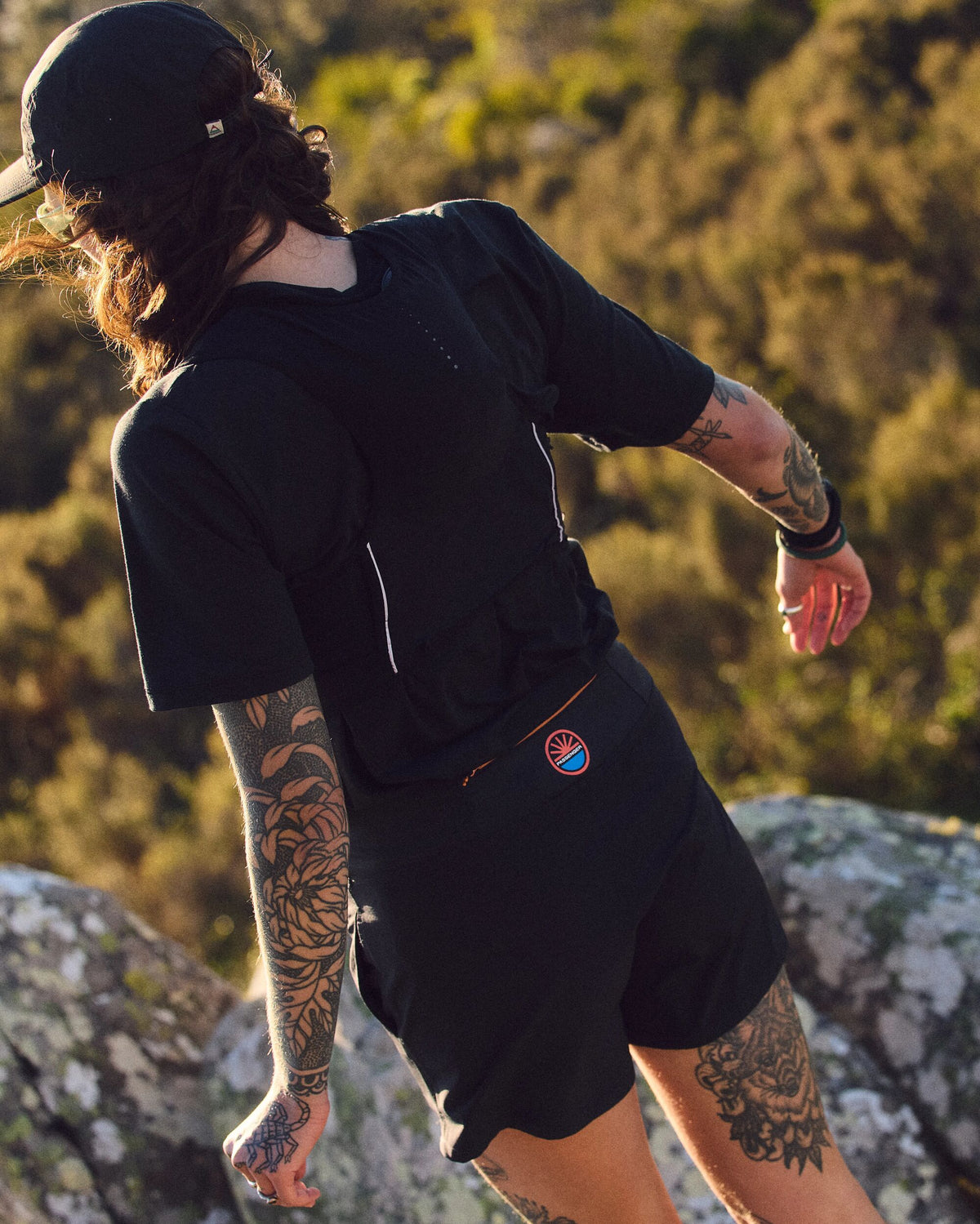 Roundtrip Trail Short 5" - Black - Lifestyle