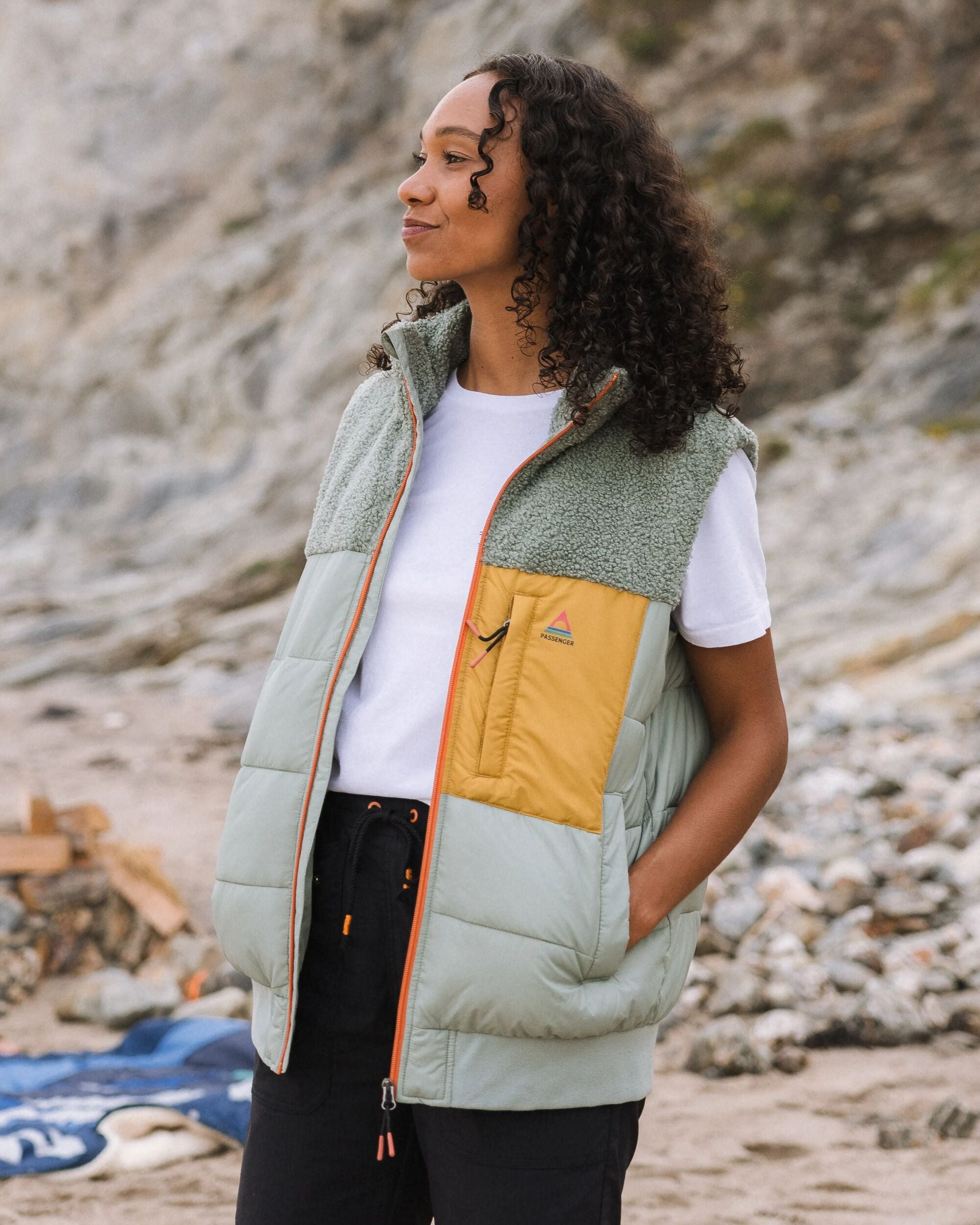 Inspire Insulated Gilet - Pistachio - Lifestyle