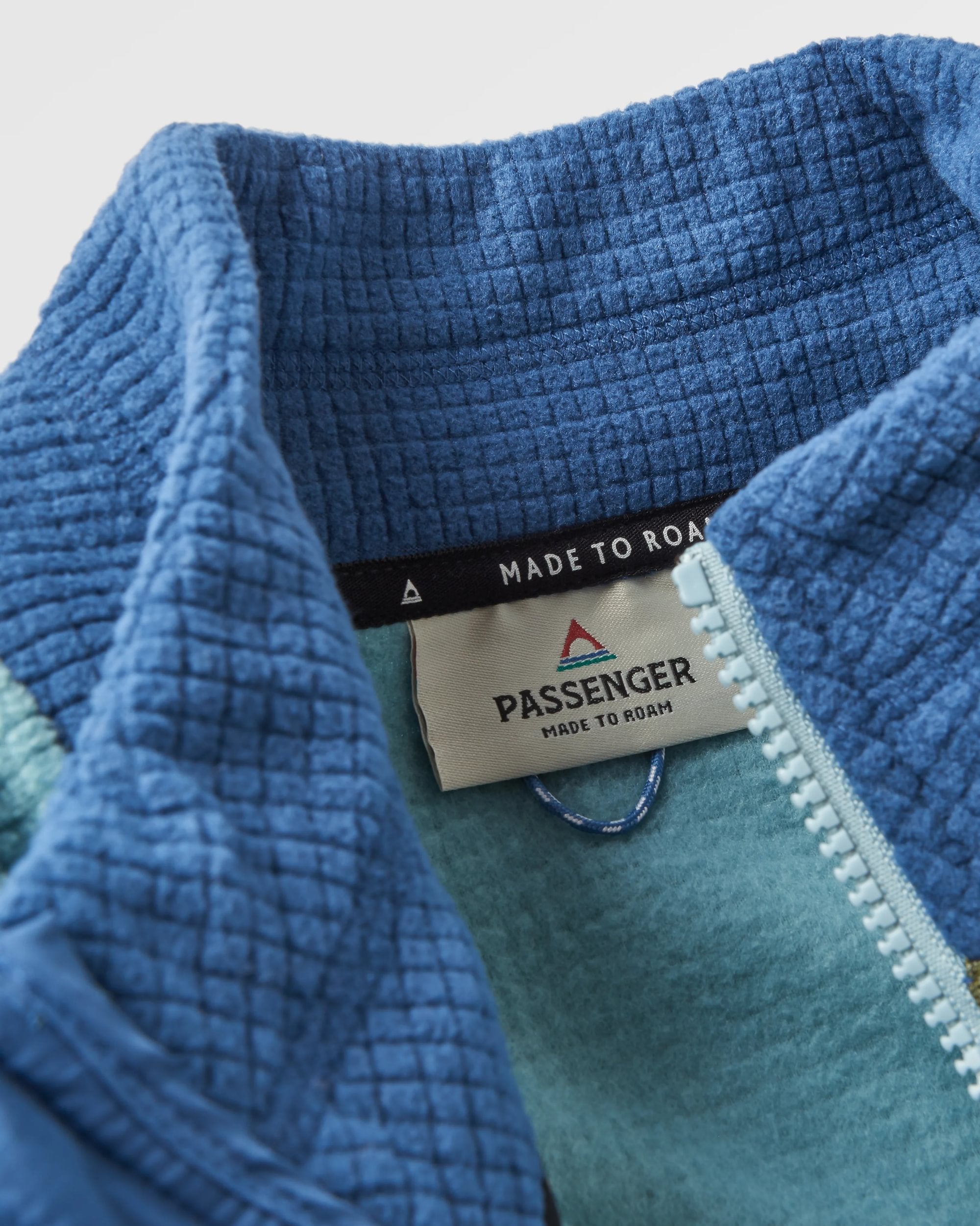 Overlook Recycled Grid Polar Fleece - Arctic/Dark Denim - Flatlay