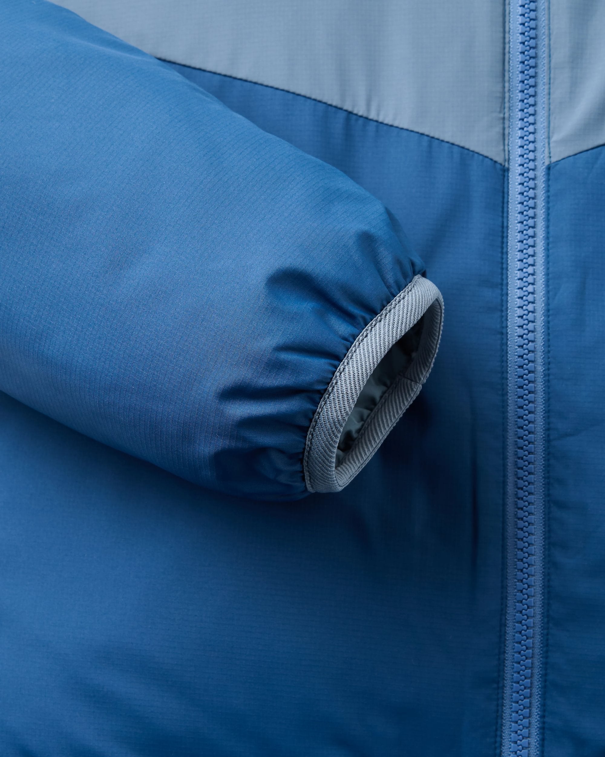 Daybreak Lightweight Recycled Thermore® Insulated Jacket - Rich Navy/Storm Grey/Dark Denim - Flatlay