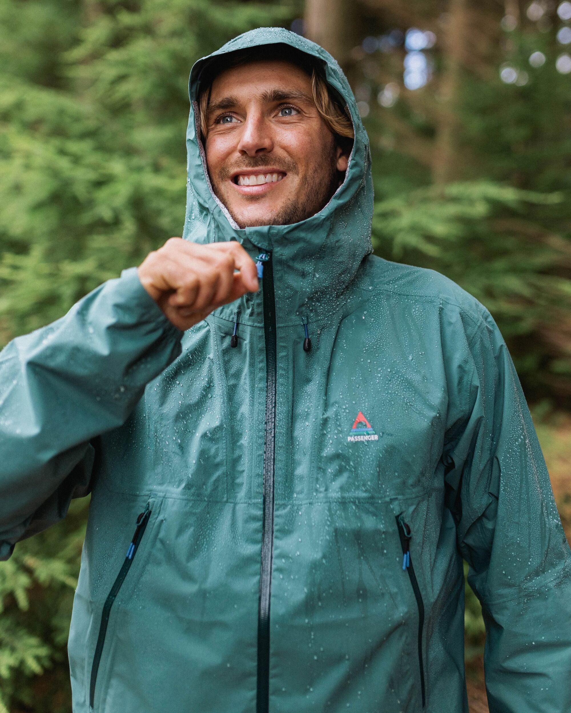 Trailscape Light Men's Recycled Waterproof Jacket - Deep Ocean - Lifestyle