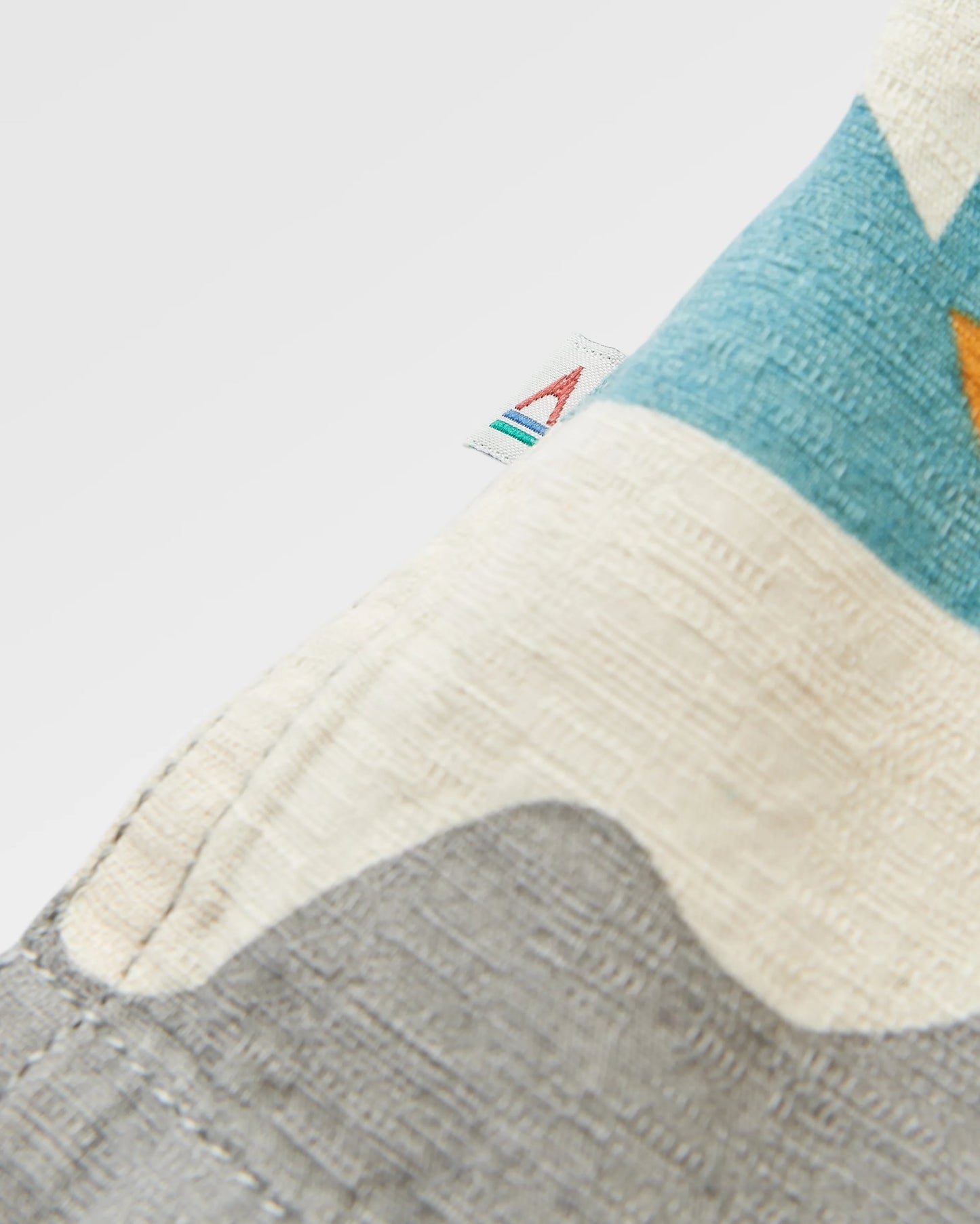Cove Organic Textured Shirt - Vista Patchwork Arctic - Flatlay