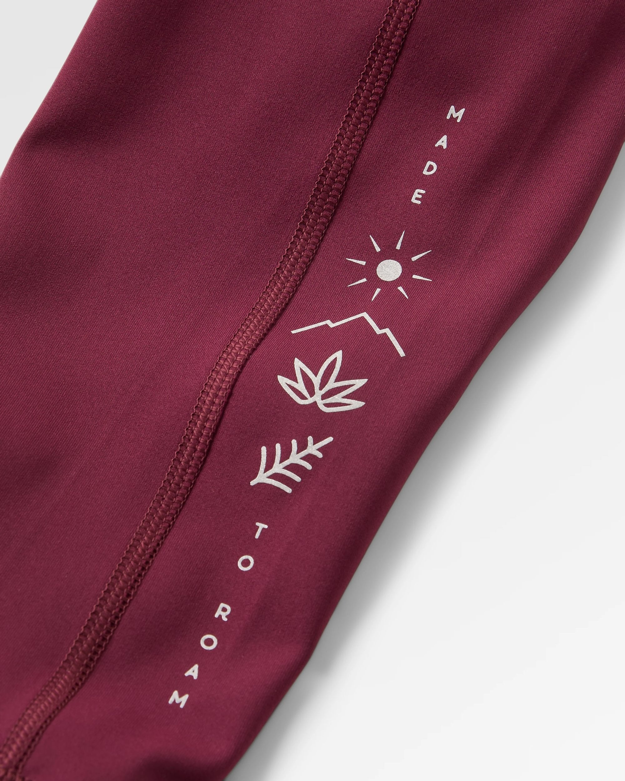 Mantra Recycled Active Legging - Fig - Flatlay