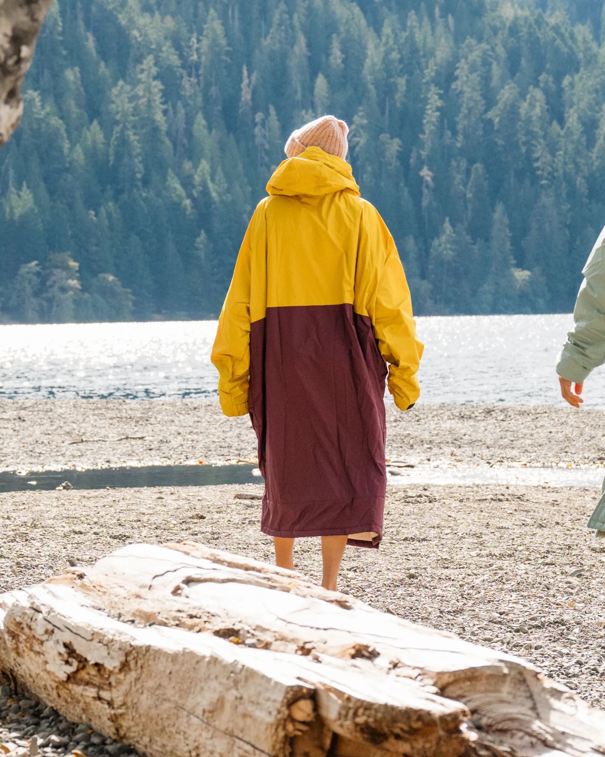 Waves Recycled Sherpa Lined Changing Robe - Fig/Heritage Yellow - Lifestyle - Female