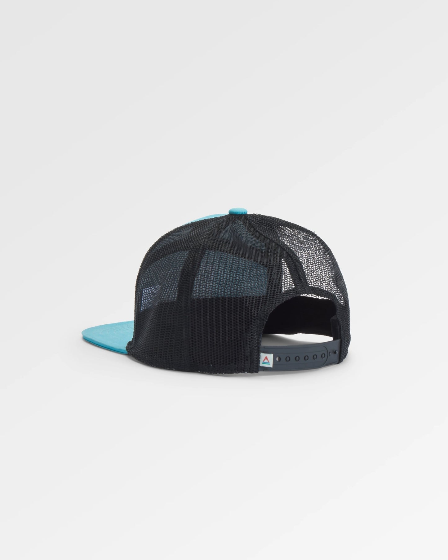 Roamer 7 Panel Organic Cotton Trucker Cap - Arctic - Flatlay