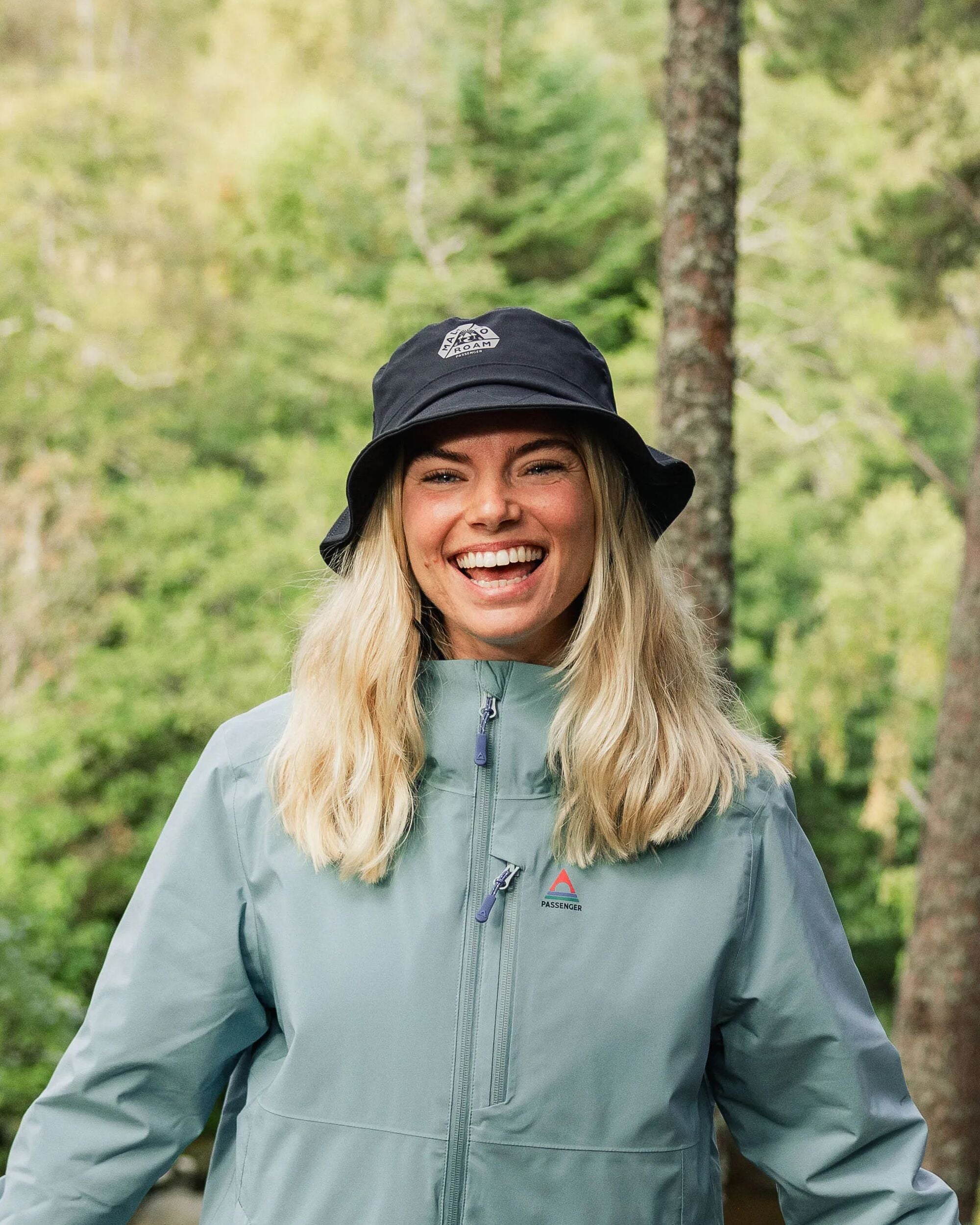 Trail Bucket Hat - Black - Lifestyle - Female