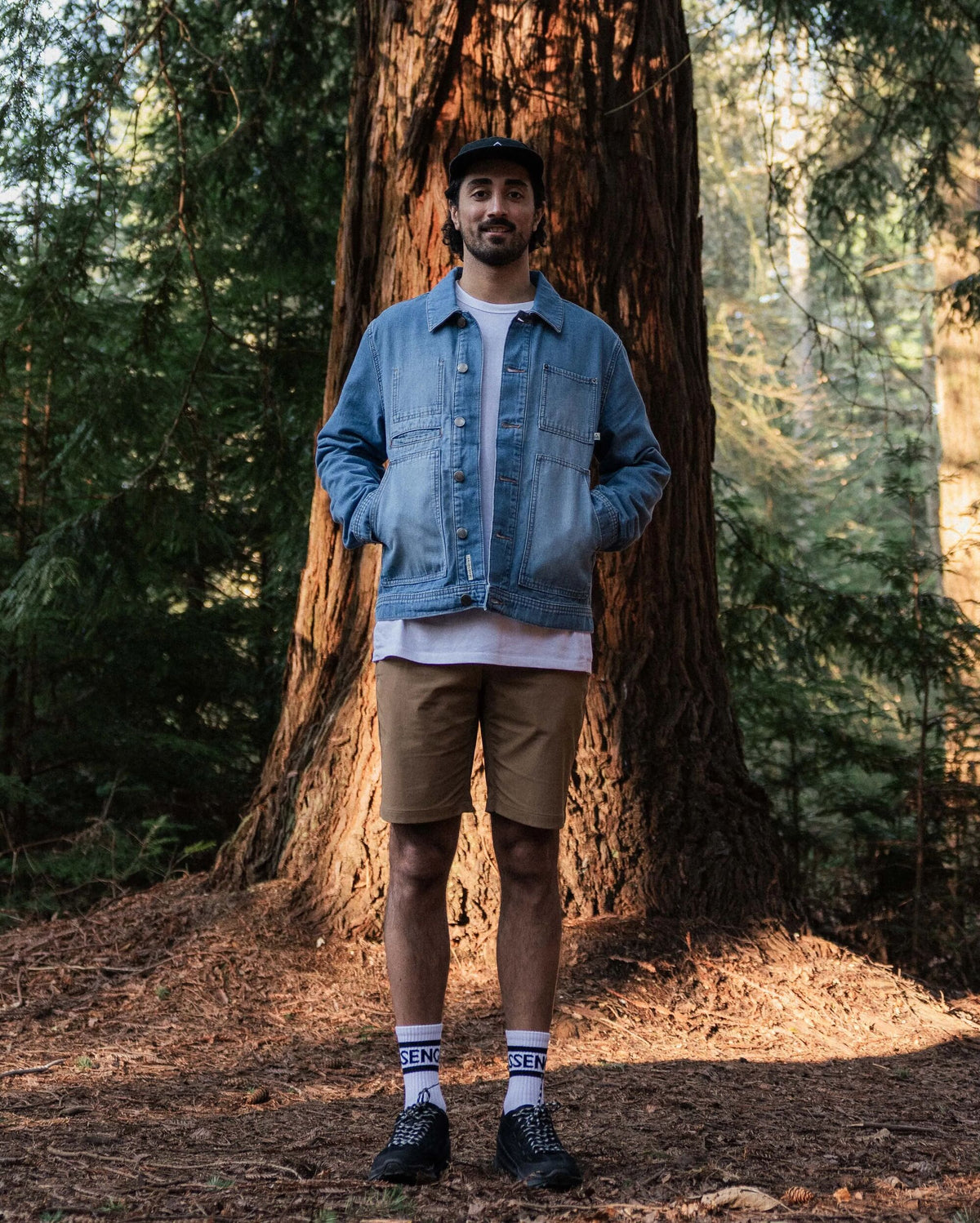 Vantage Denim Jacket - Light Wash Denim - Lifestyle