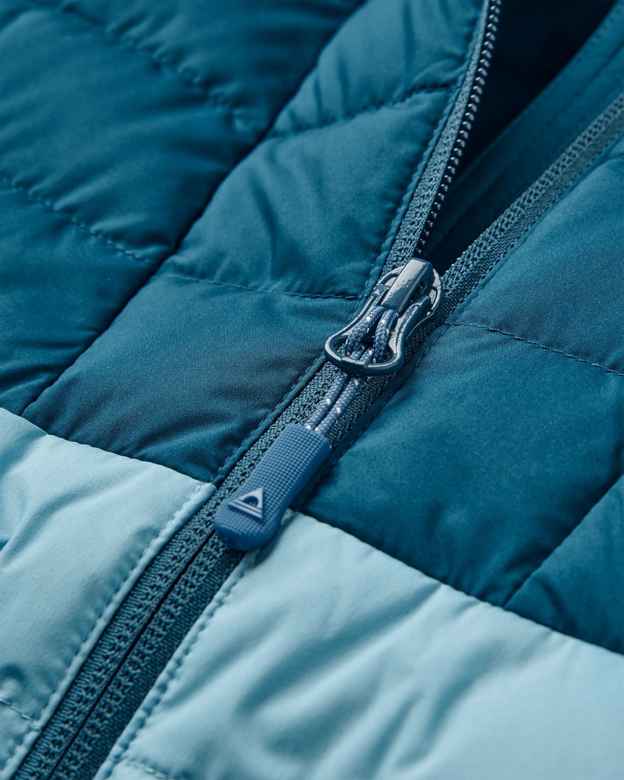Northstar Down Recycled Gilet - Retro Blue/Tidal Blue - Flatlay