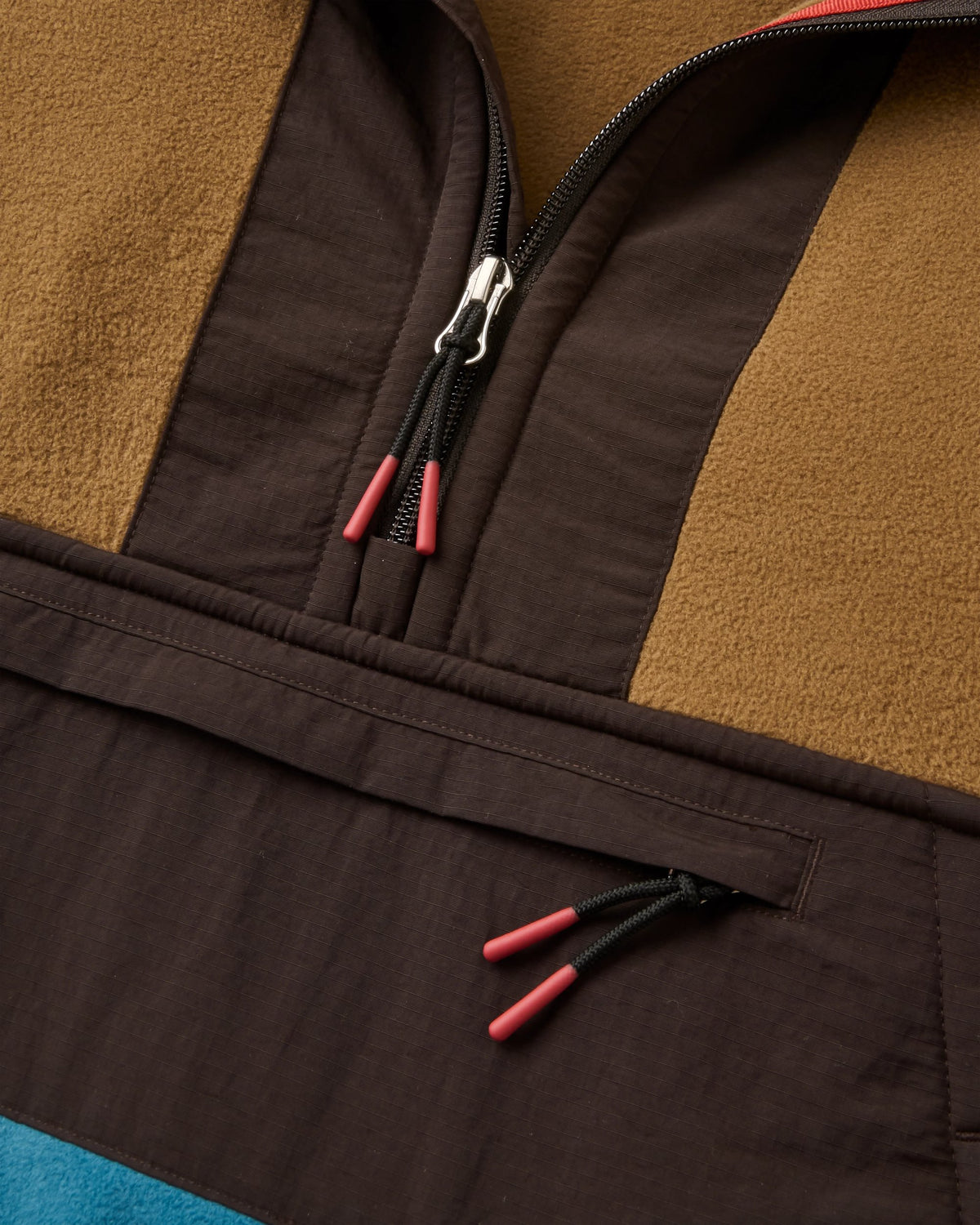 Woodland Hooded Polartec® Fleece - Caramel/Blue Steel - Flatlay
