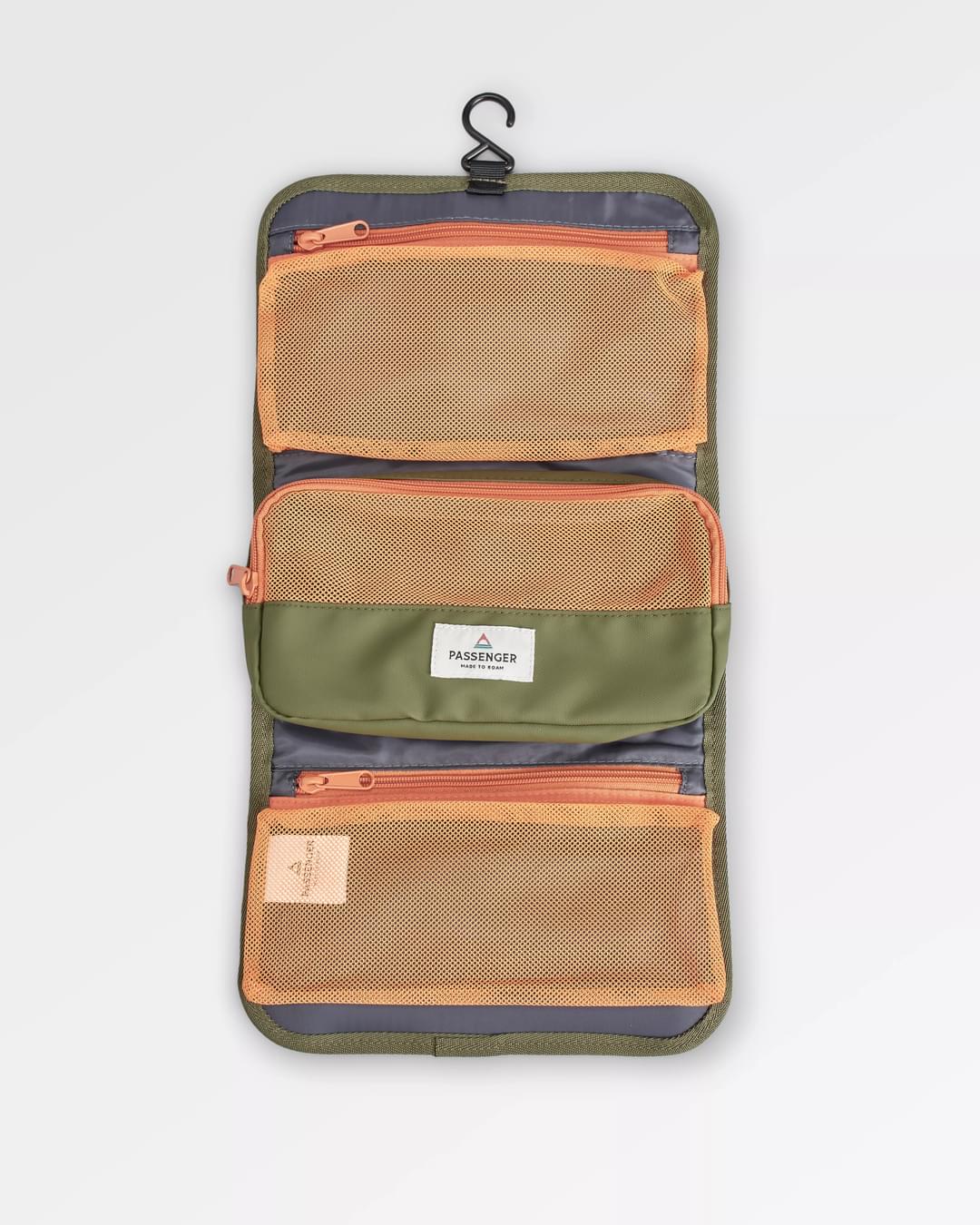 Drop Recycled Wash Kit - Khaki - Flatlay