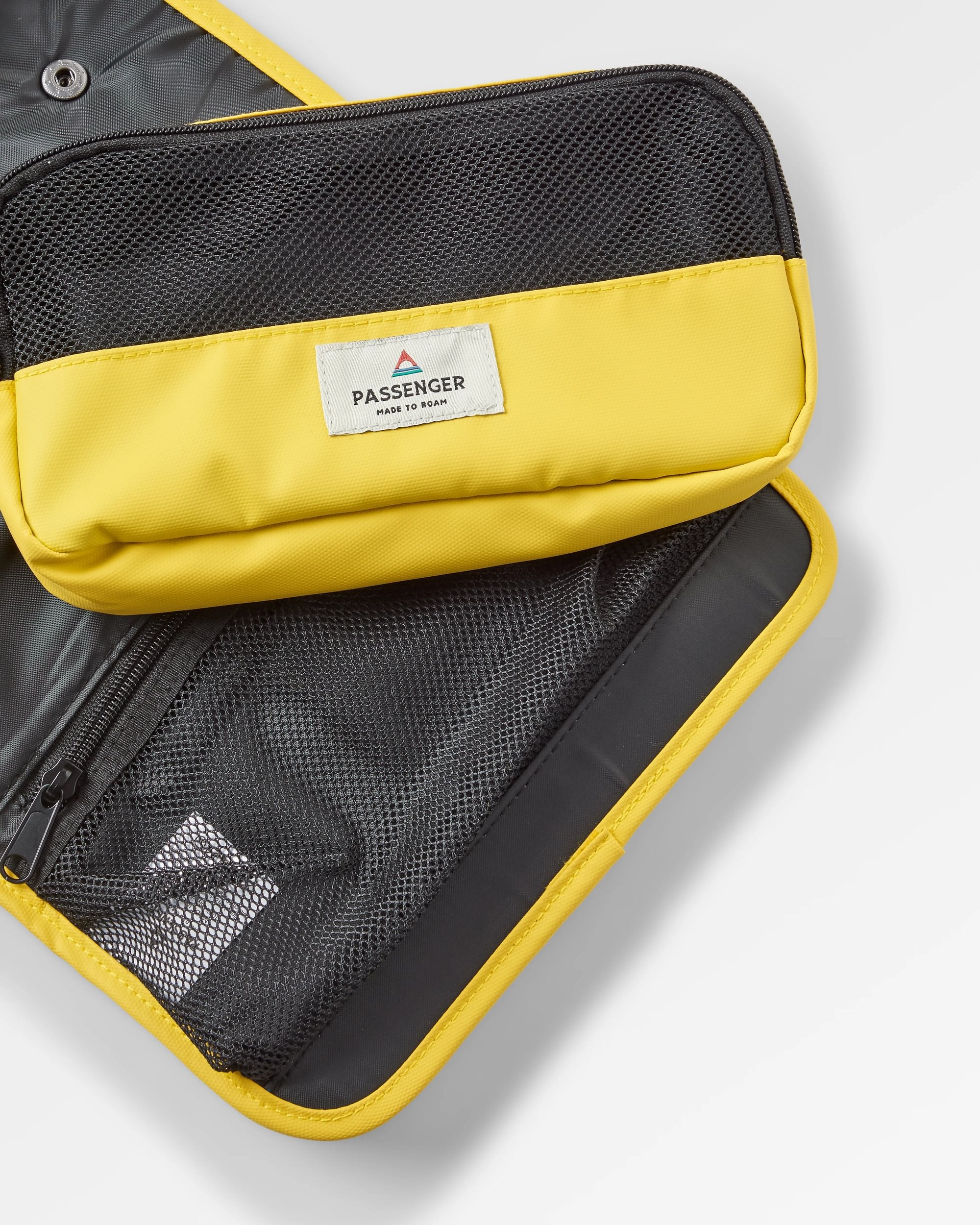 Drop Recycled Wash Kit - Dandelion Yellow - Flatlay