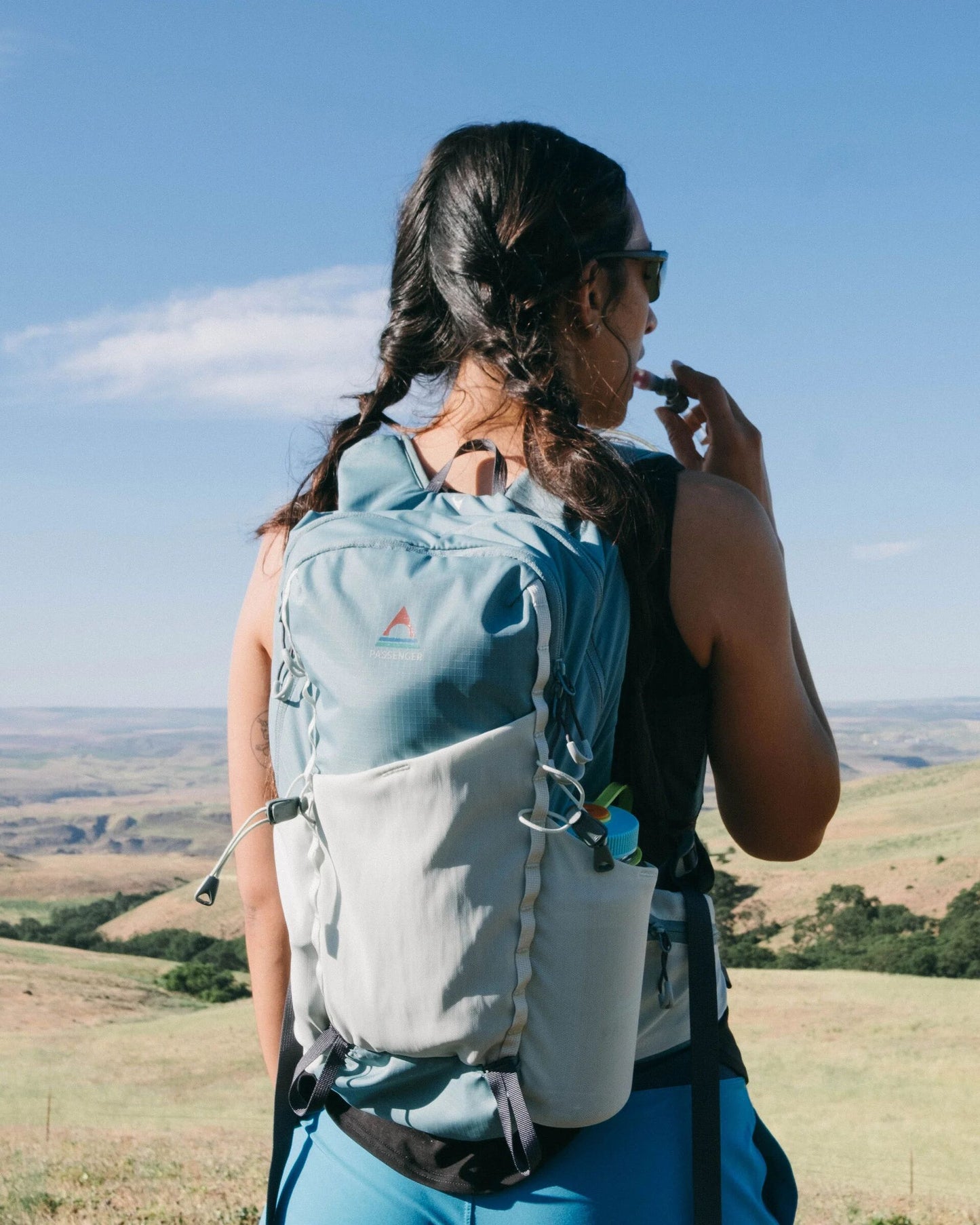 Womens_Trail Recycled 15L Hydration Pack - Arctic - Lifestyle