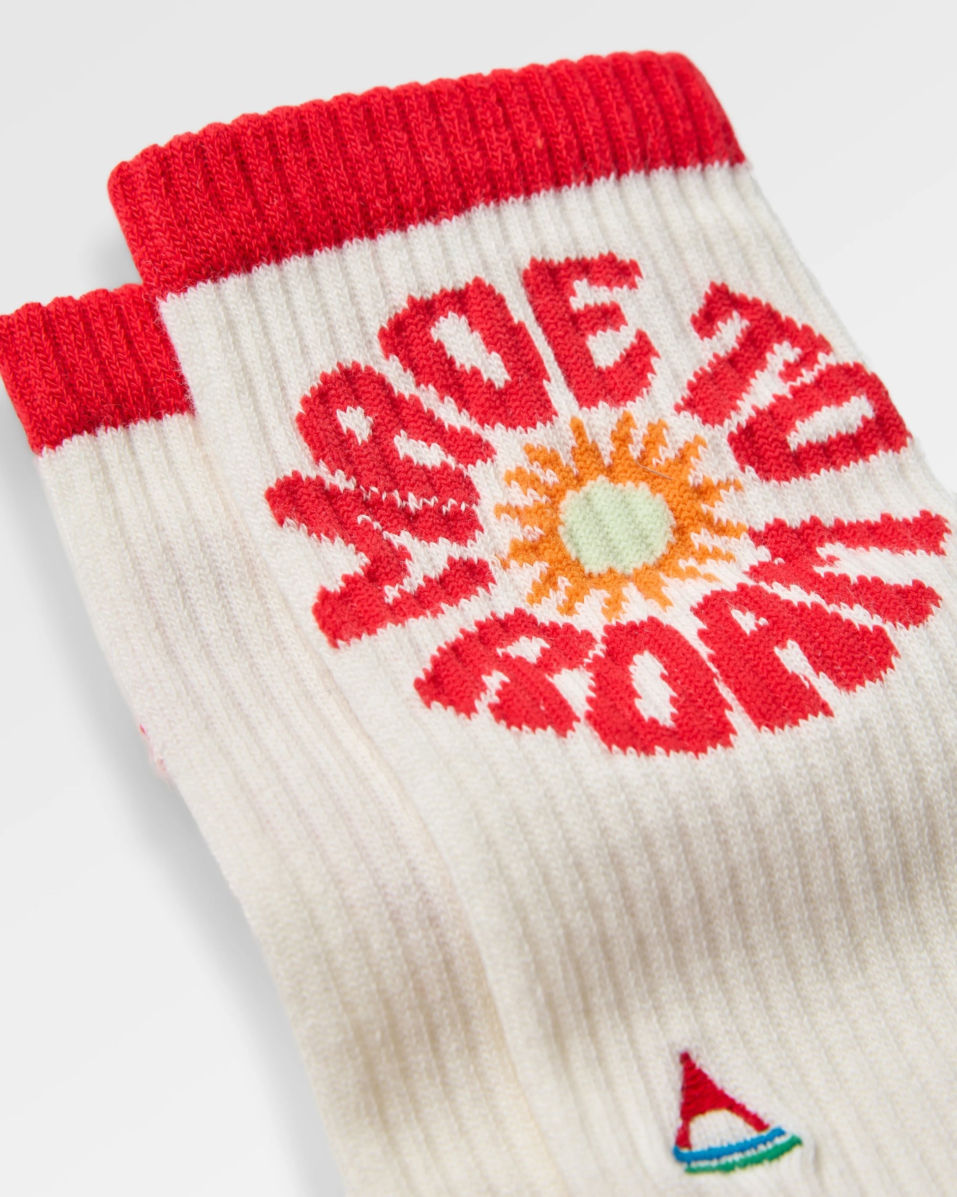 Made to Roam Graphic Crew Socks - White