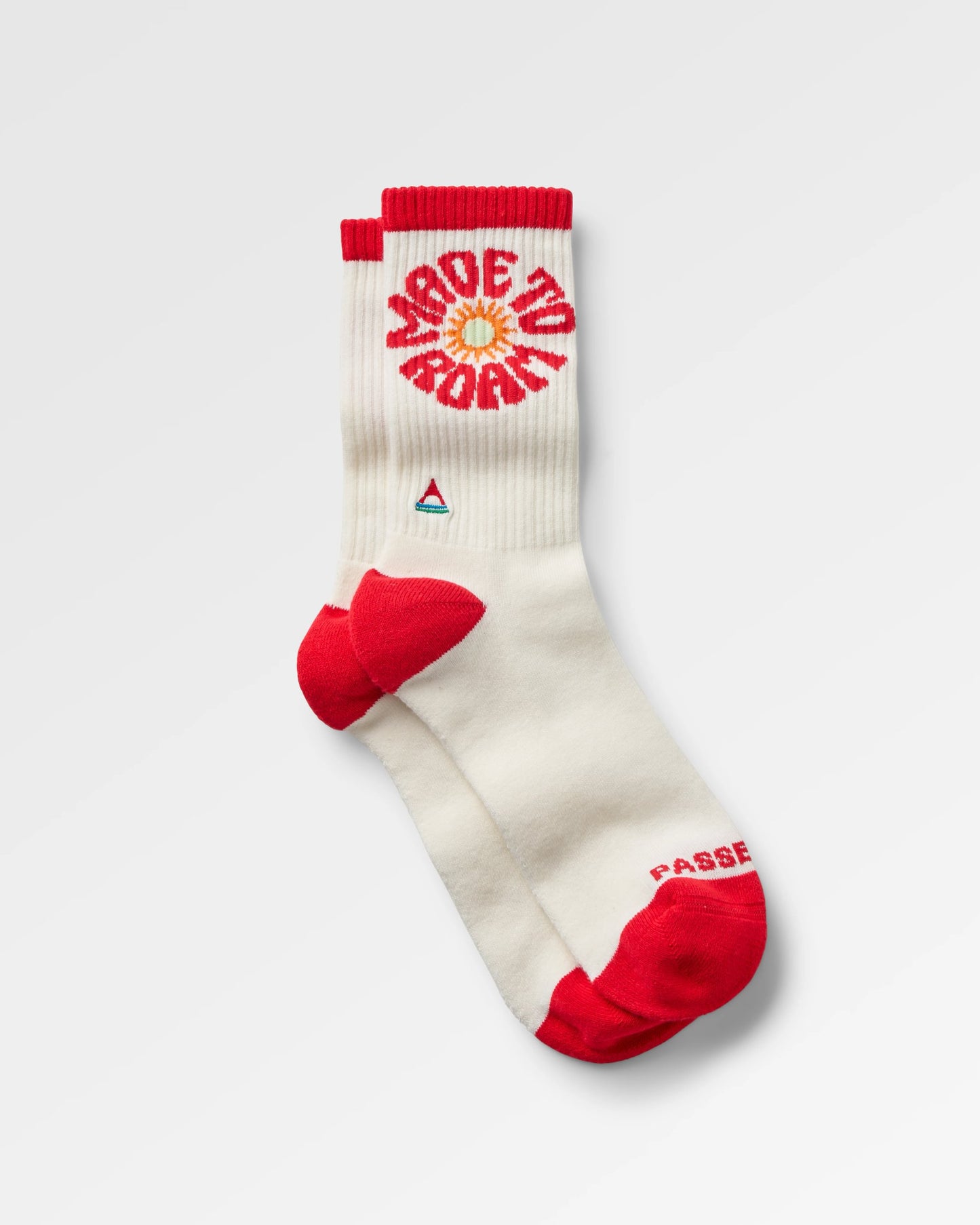 Made to Roam Graphic Crew Socks - White