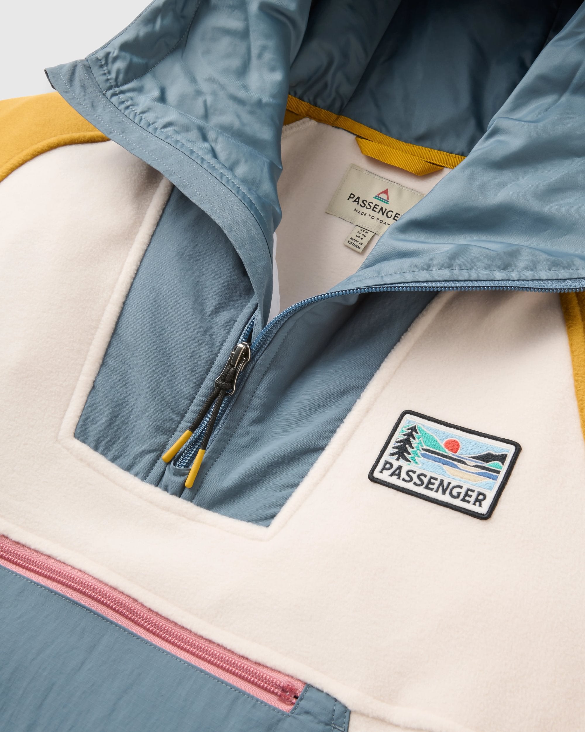 Alexander Hooded Polartec® Fleece
 - Stormy Blue/White Sand - Flatlay