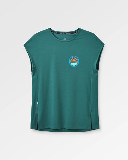 Chase The Light Active T-Shirt - Deep Ocean - Flatlay