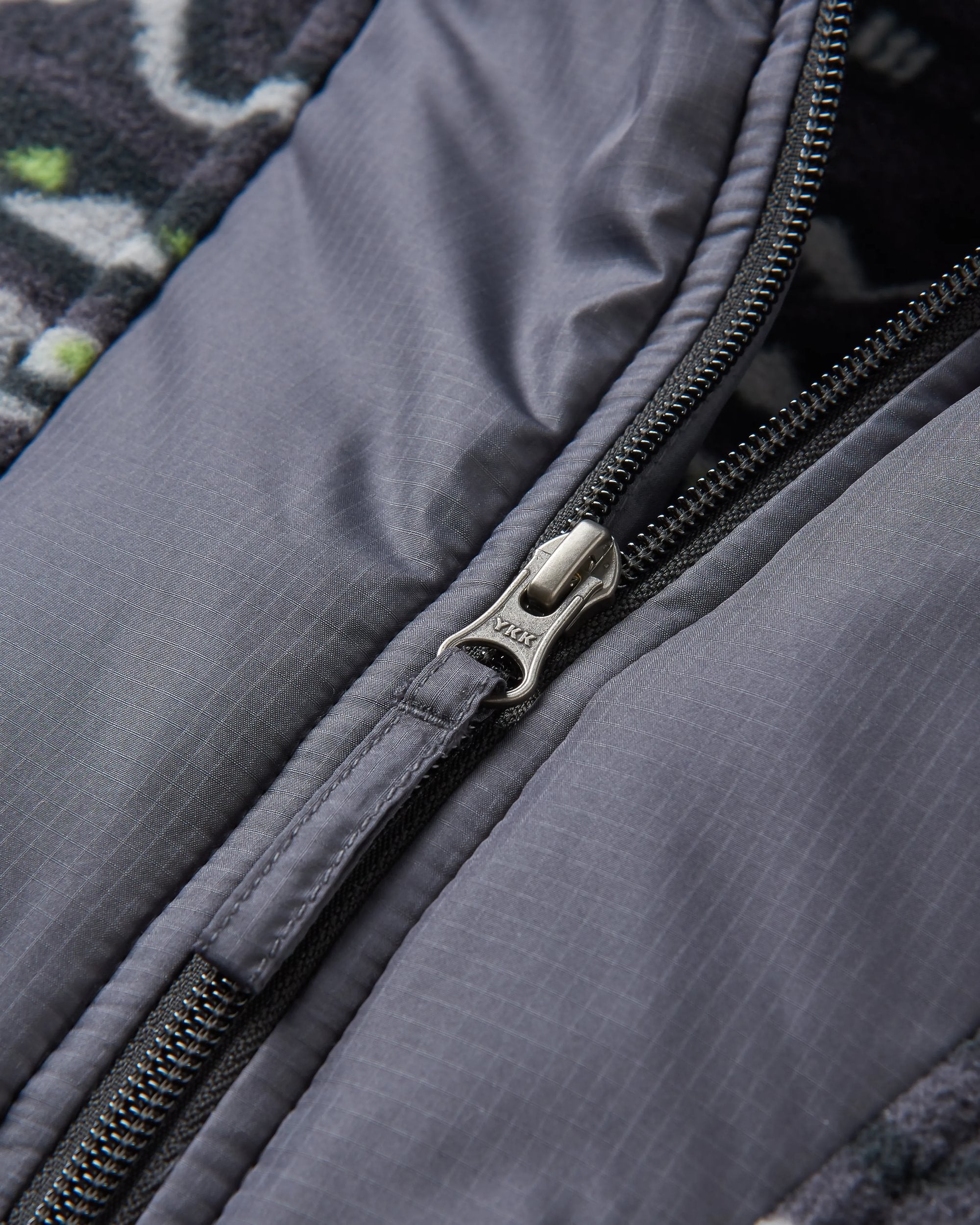 Woodland Hooded 1/2 Zip Recycled Polar Fleece - Mountain Geo Charcoal - Flatlay