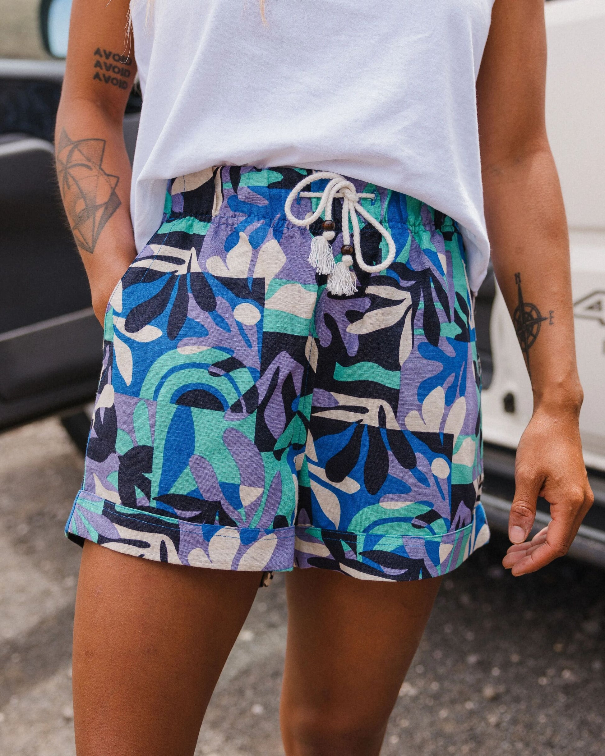 Santosa Woven Short - Mountain Foliage Purple - Lifestyle