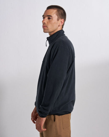 Set Off Polartec® 1/4 Zip Fleece - Black - Studio Model