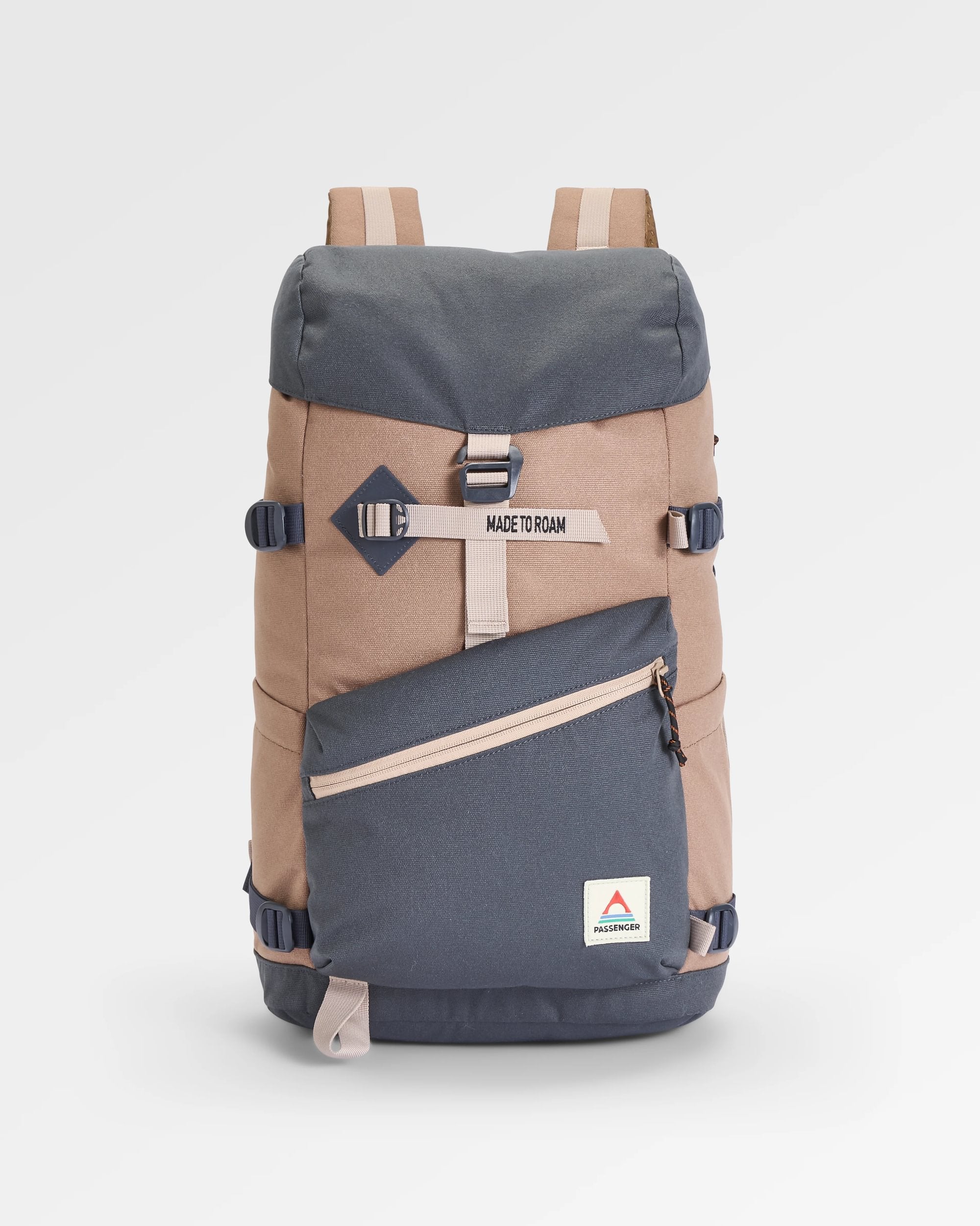 Vantage 24 Backpack - Charcoal/ Caramel - Flatlay