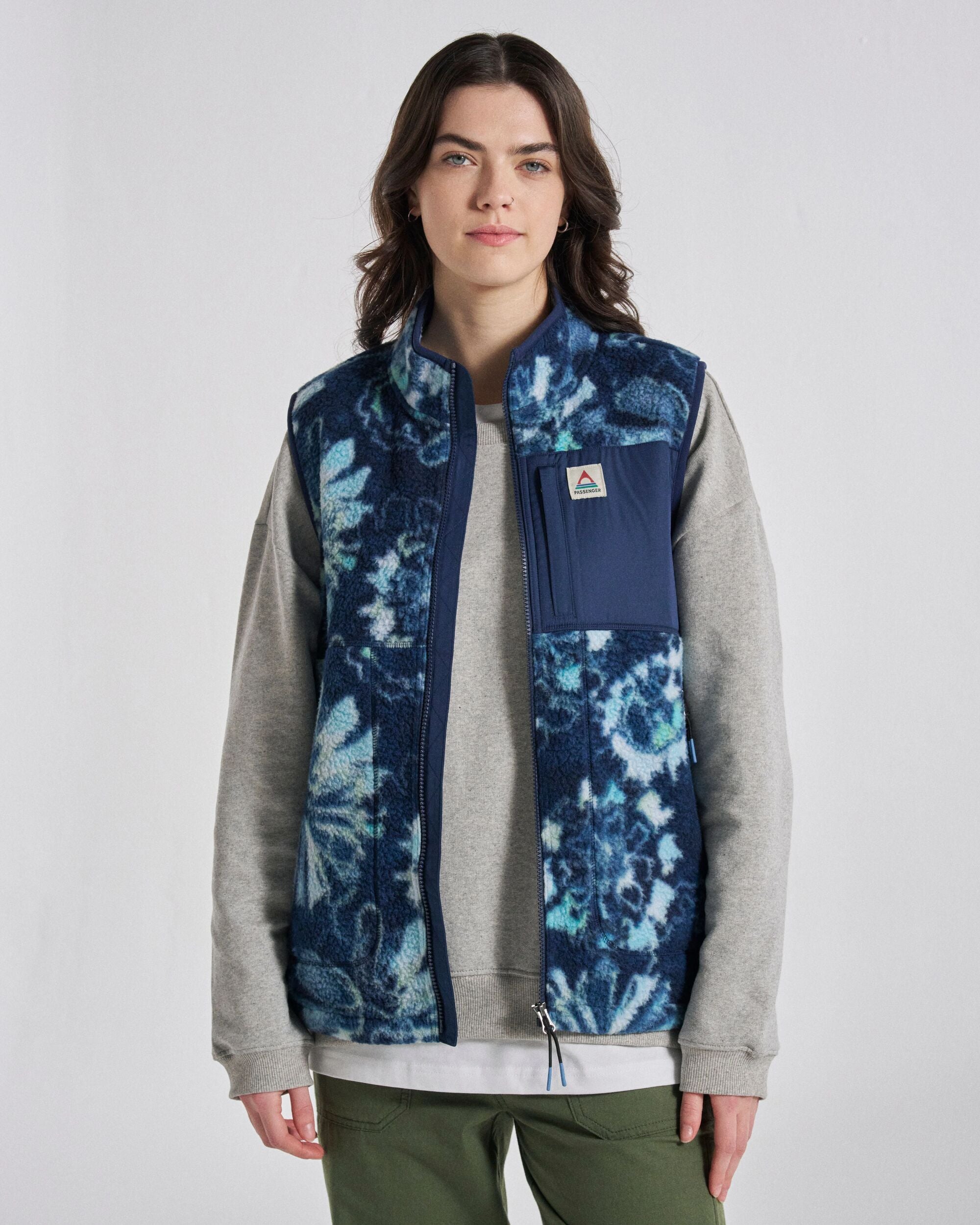 Fairbanks Recycled Sherpa Gilet - Frost Rich Navy - Studio Model