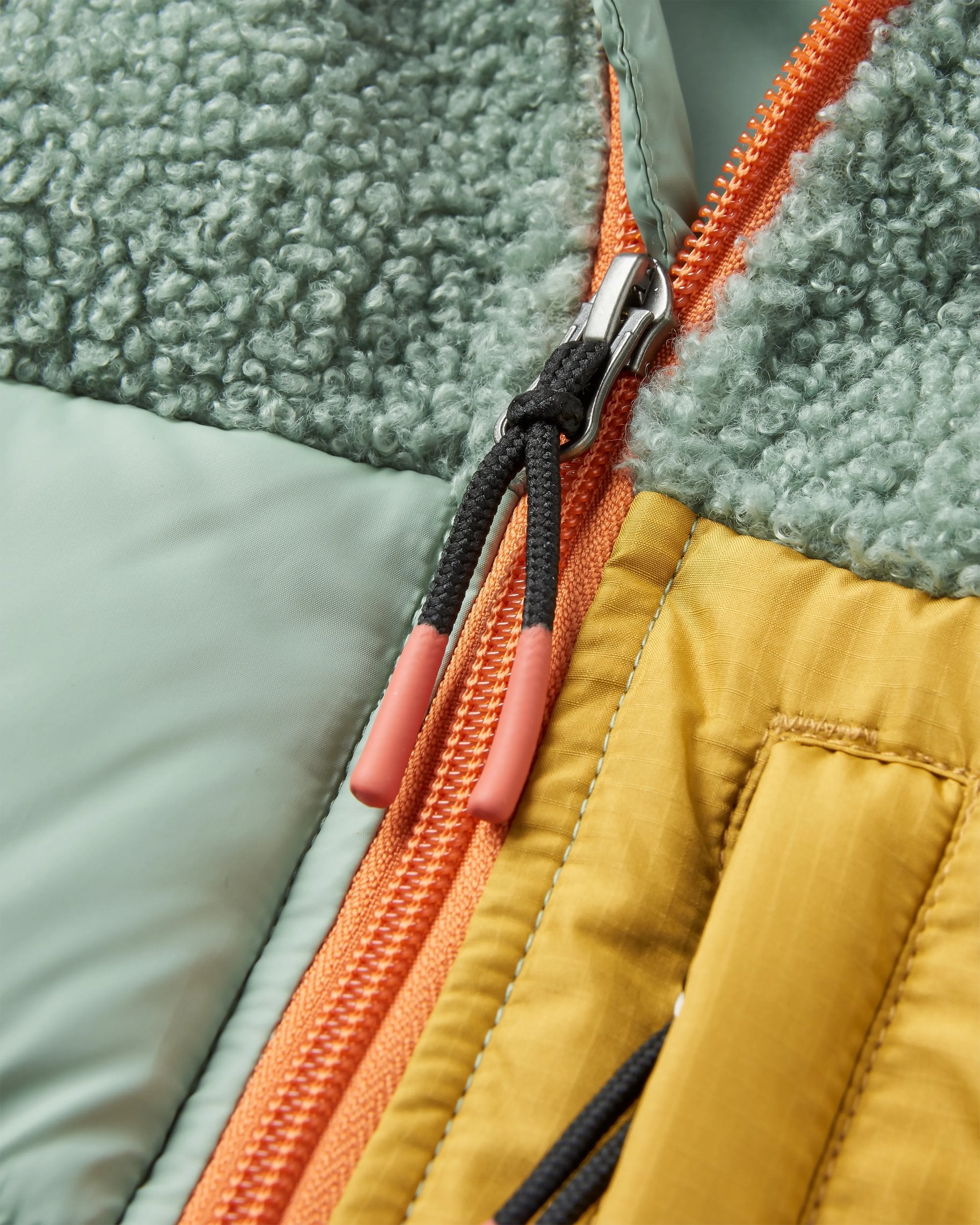 Inspire Recycled Insulated Jacket - Pistachio - Flatlay