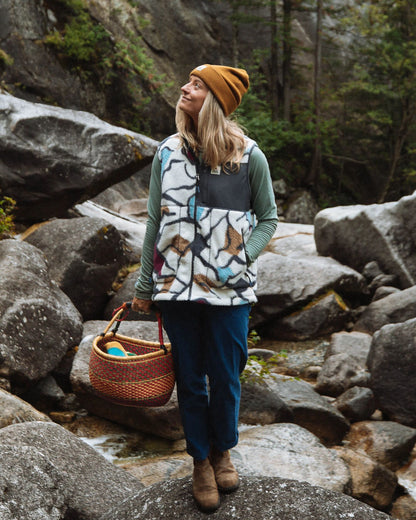 Fairbanks Recycled Sherpa Gilet - Abstract Trails Off White - Lifestyle