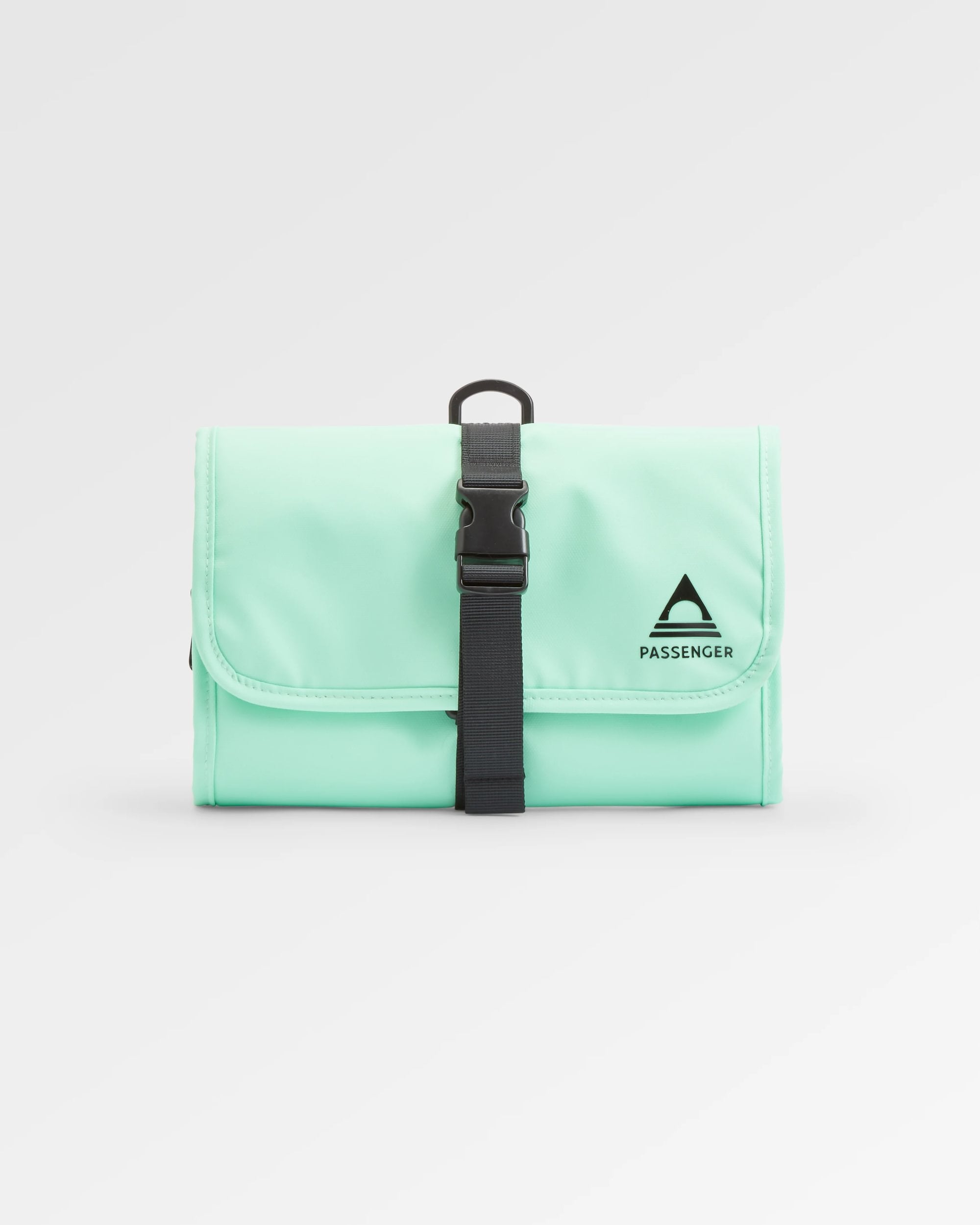 Drop Recycled Wash Kit - Aqua - Flatlay