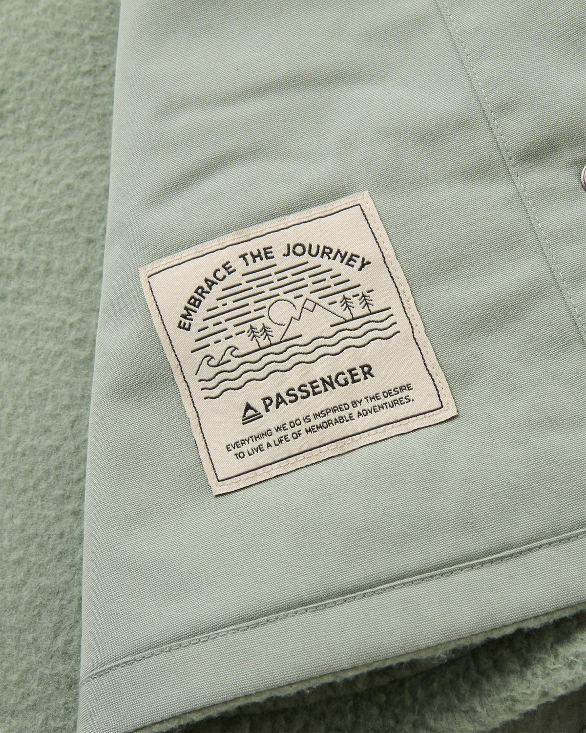 Rappel Sherpa Oversized Shirt - Pistachio - Flatlay