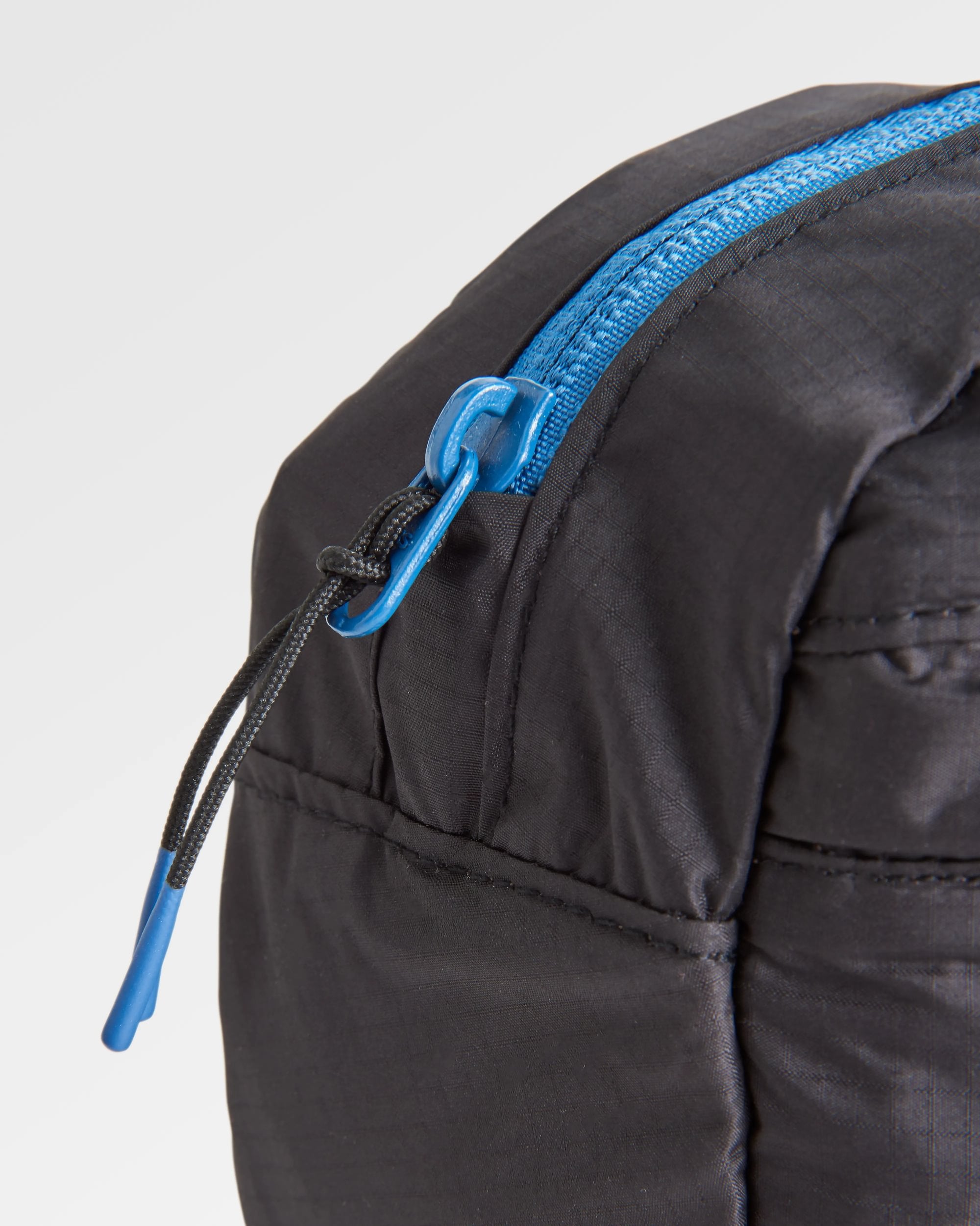 Trail Light Recycled Packable Hip Pack - Black - Flatlay