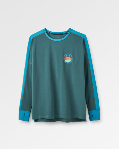 Chase The Light Drirelease® Active LS T-Shirt - Deep Ocean - Flatlay