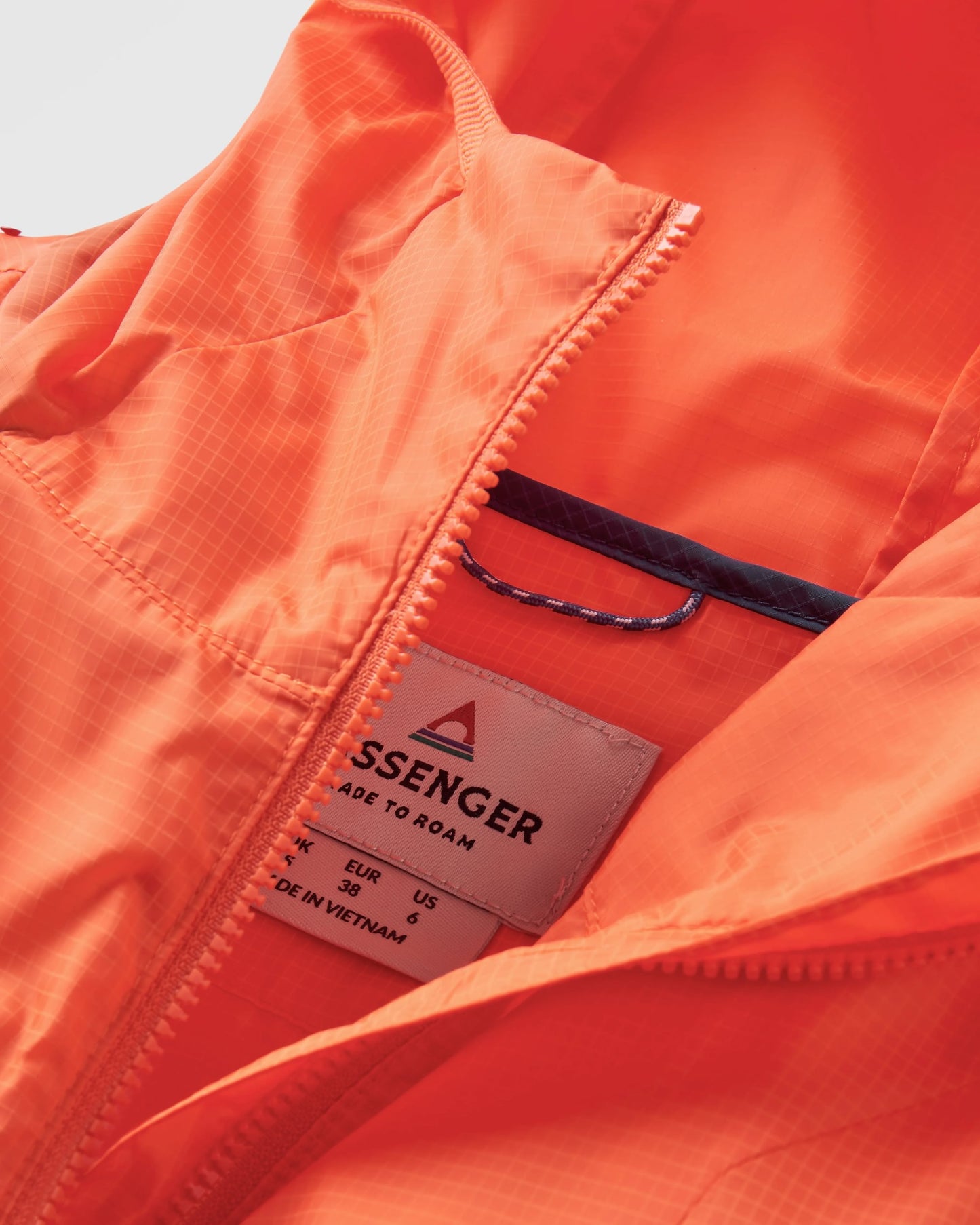 Viento Recycled Windshell Anorak - Ember Orange