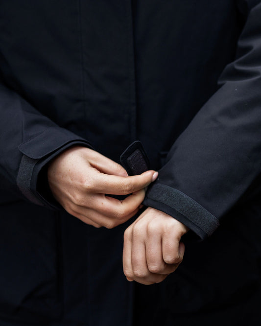 Alaska Recycled Insulated Parka - Black - Lifestyle