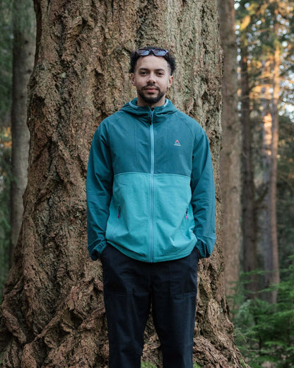 Trailscape Men's Lightweight Softshell Jacket - Mediterranean/ Ocean Teal - Lifestyle