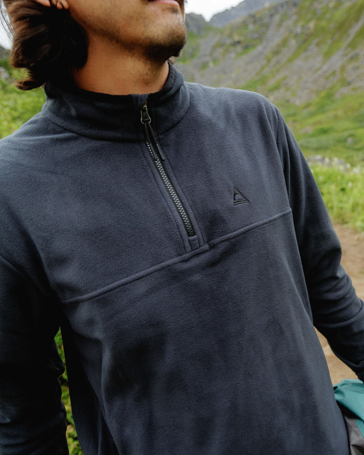 Set Off Polartec® 1/4 Zip Fleece - Black - Lifestyle