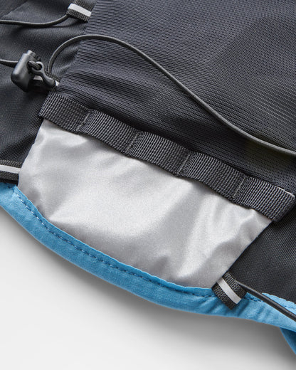 Traverse Trail Vest - Black - Flatlay