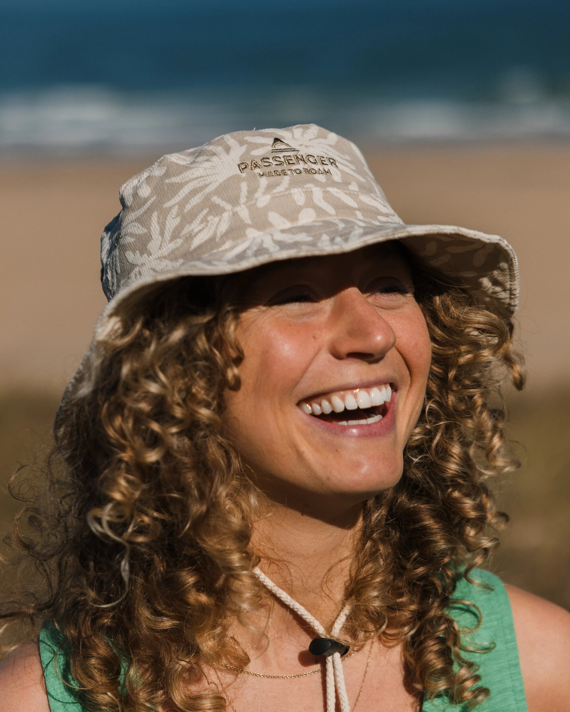 Womens_Seaweed Organic Cotton Bucket Hat - Golden Spice/ Seaweed Pebble Grey