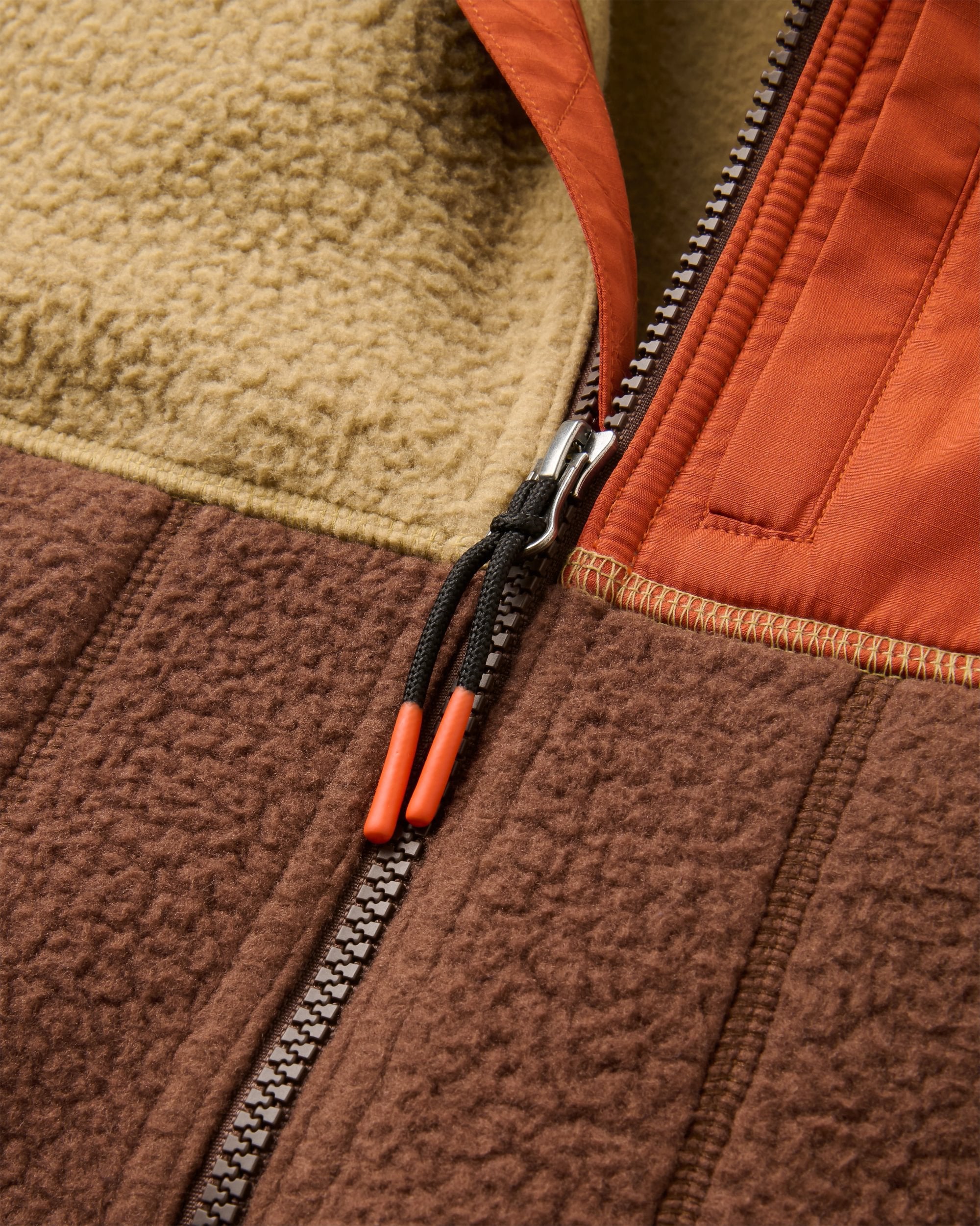 Home Full Zip Sherpa Gilet - Biscuit/Chestnut - Flatlay