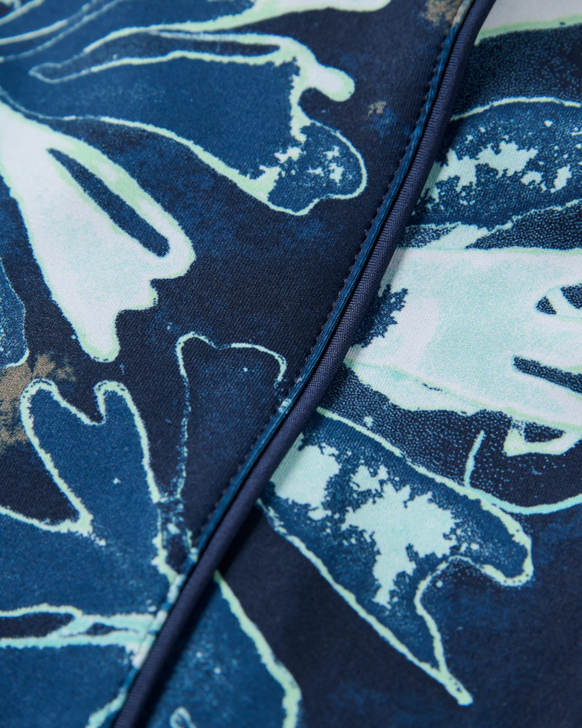 Mantra Recycled Active Crop Top - Frost Ice Blue - Flatlay