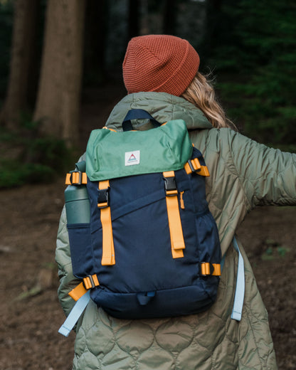 Womens_Boondocker Recycled 26L Backpack - Navy/ Laurel Green