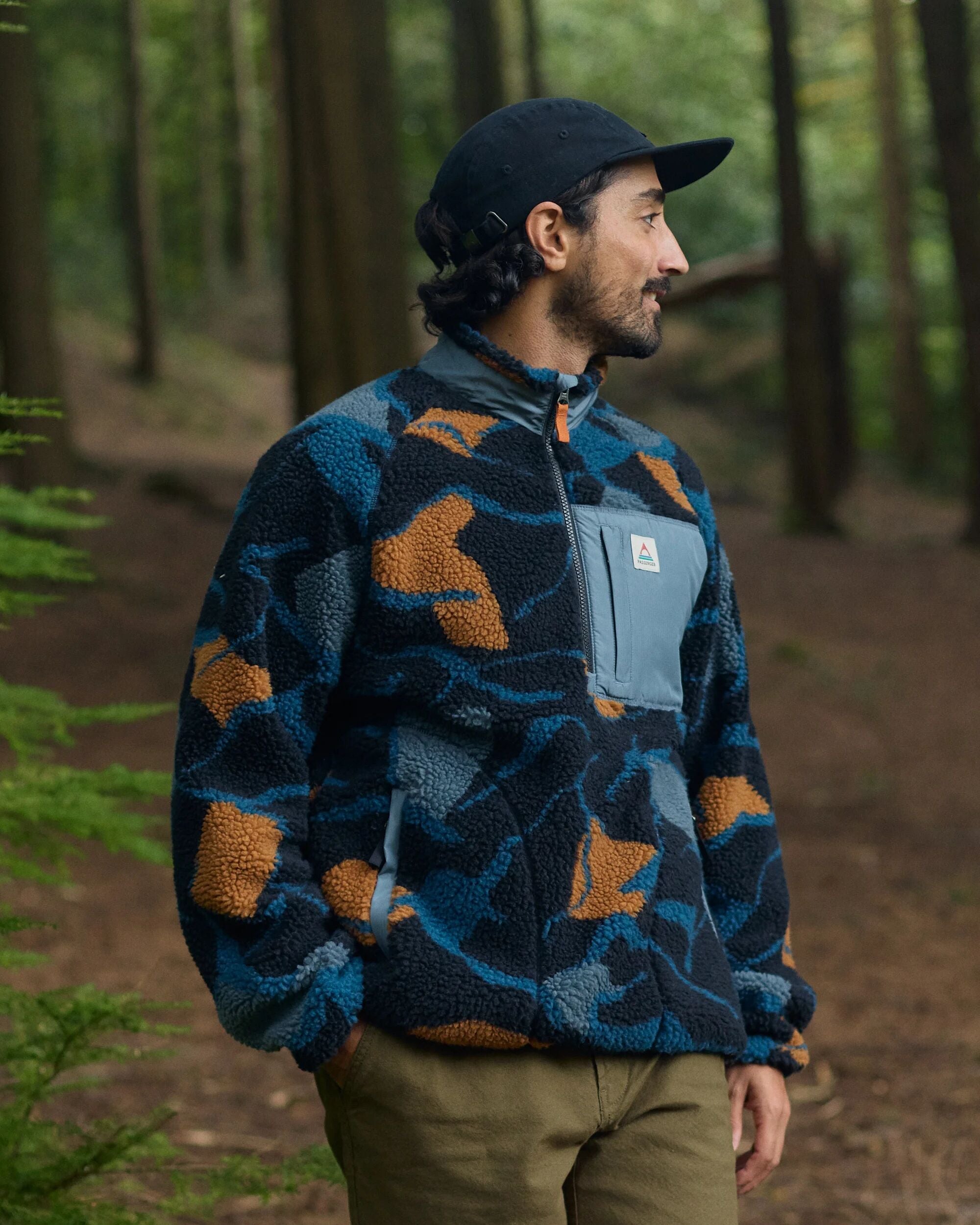 Offroad Recycled Sherpa 1/2 Zip Fleece - Abstract Trails Black - Lifestyle