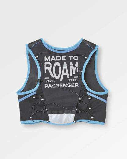 Traverse Trail Vest - Black - Flatlay