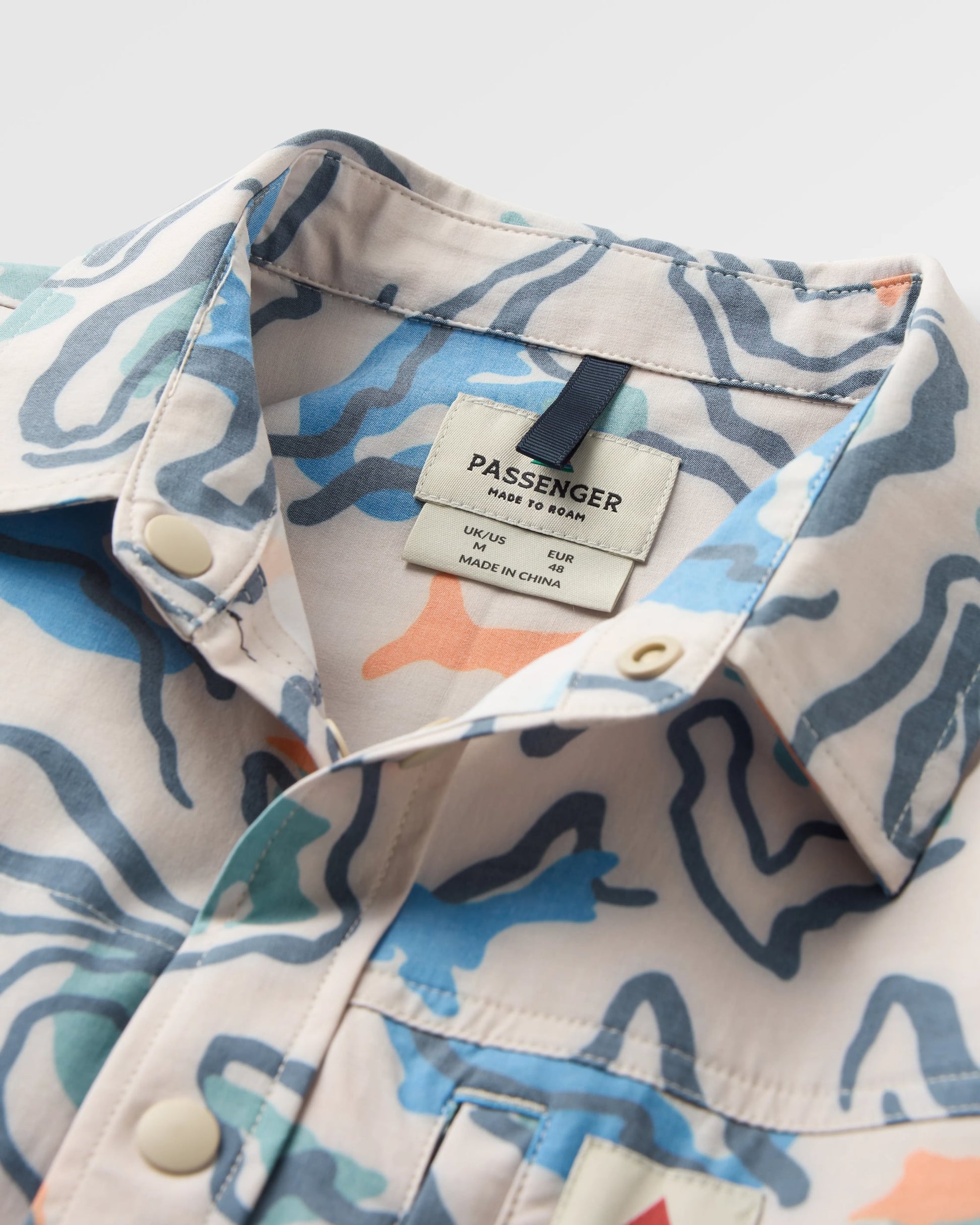 Traveller Short Sleeve Stretch Shirt - Abstract Strata Multi