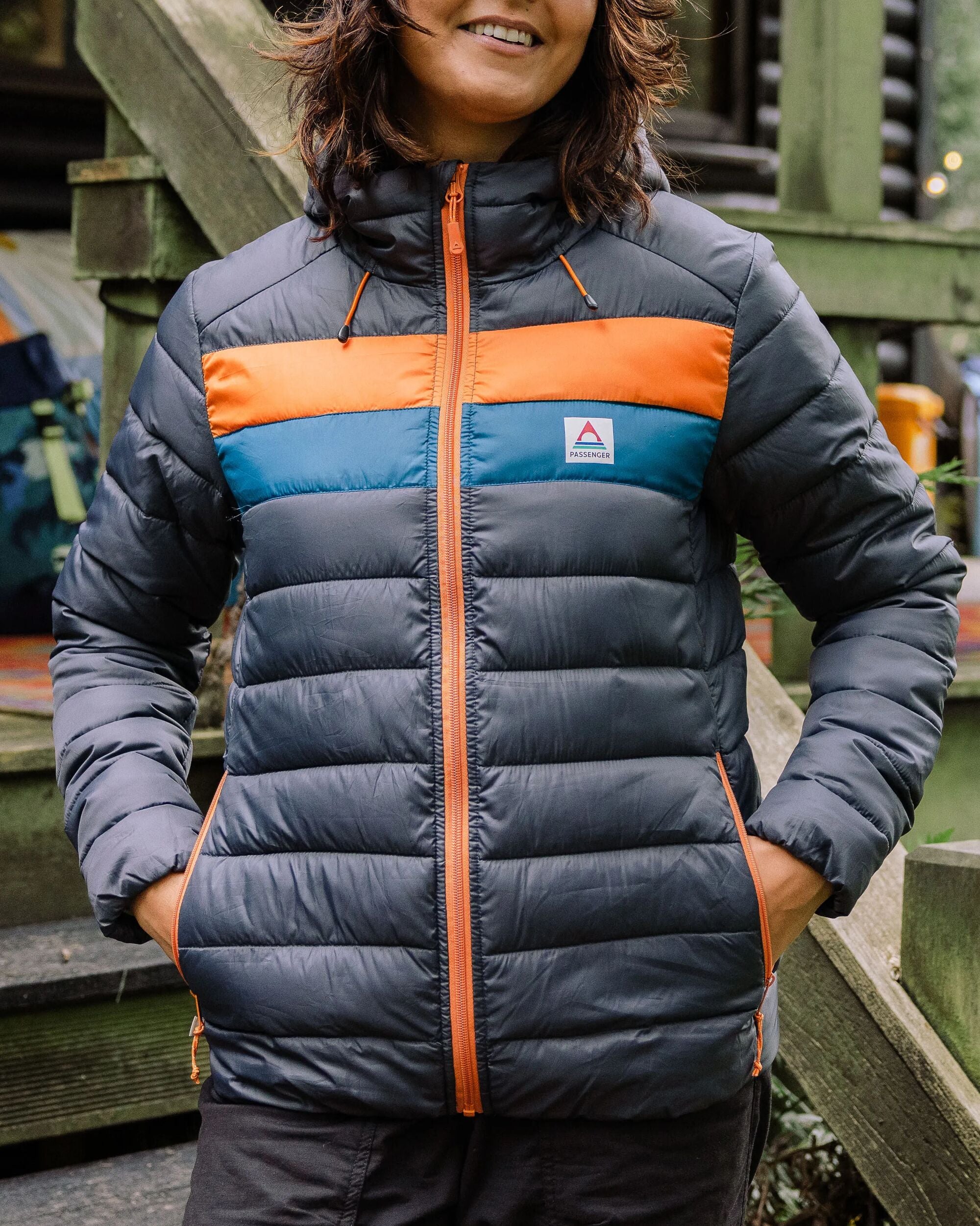 Pow 2.0 Insulated Jacket - Charcoal - Lifestyle