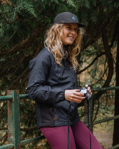 Shasta Lightweight Recycled Thermore® Hoodless Jacket - Black - Lifestyle