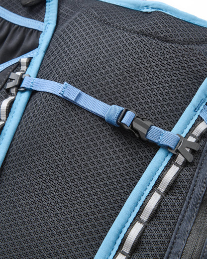 Traverse Trail Vest - Black - Flatlay