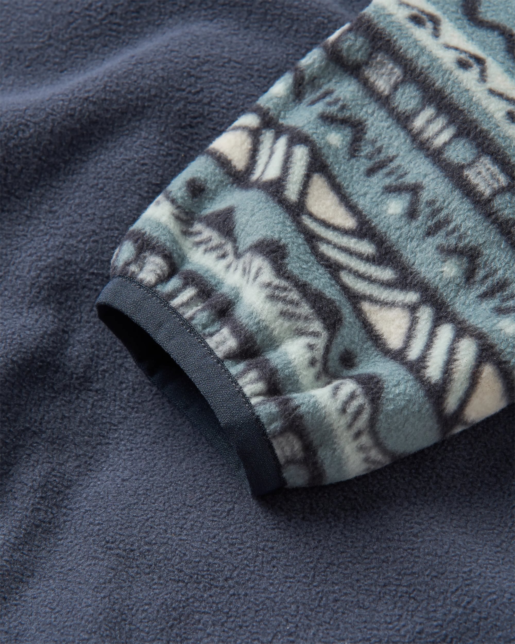 Set Off Recycled Polar 1/4 Zip Fleece - Mountain Geo Stormy Sea - Flatlay