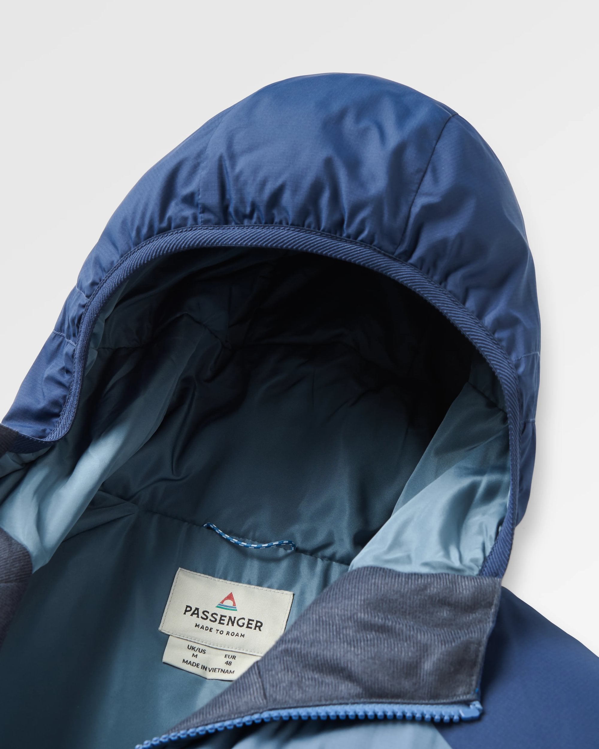 Daybreak Lightweight Recycled Thermore® Insulated Jacket - Rich Navy/Storm Grey/Dark Denim - Flatlay